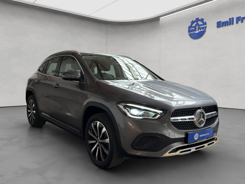 Mercedes-Benz GLA 200 GLA — photo 8