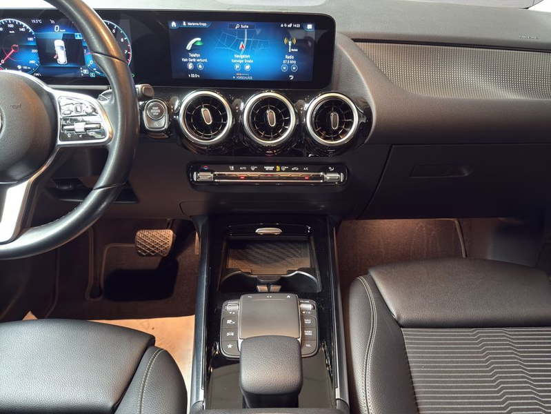 Mercedes-Benz GLA 200 GLA — photo 14