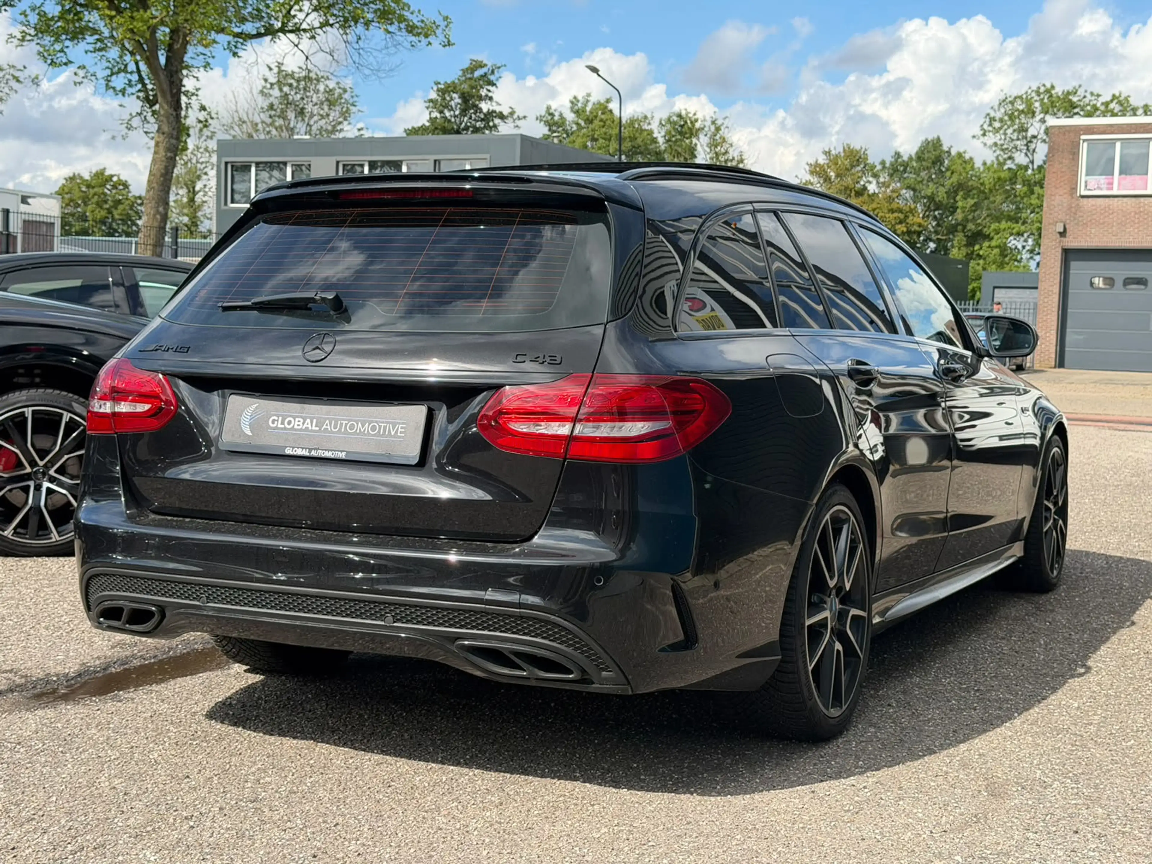 Mercedes-Benz C 43 AMG Estate 4MATIC - 367PK - SCHAALSTOELEN - PANO - CAM — photo 2