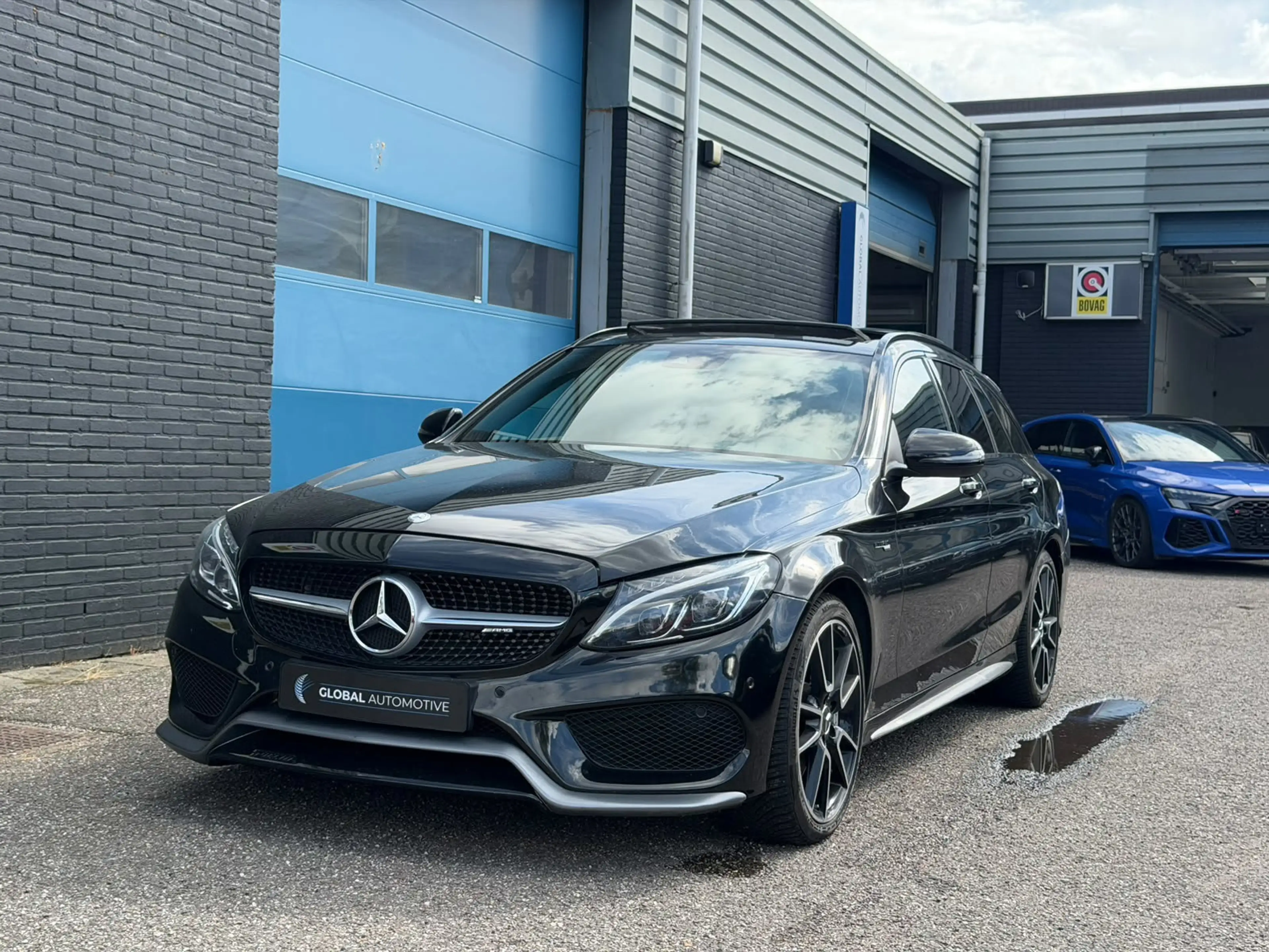 Mercedes-Benz C 43 AMG Estate 4MATIC - 367PK - SCHAALSTOELEN - PANO - CAM