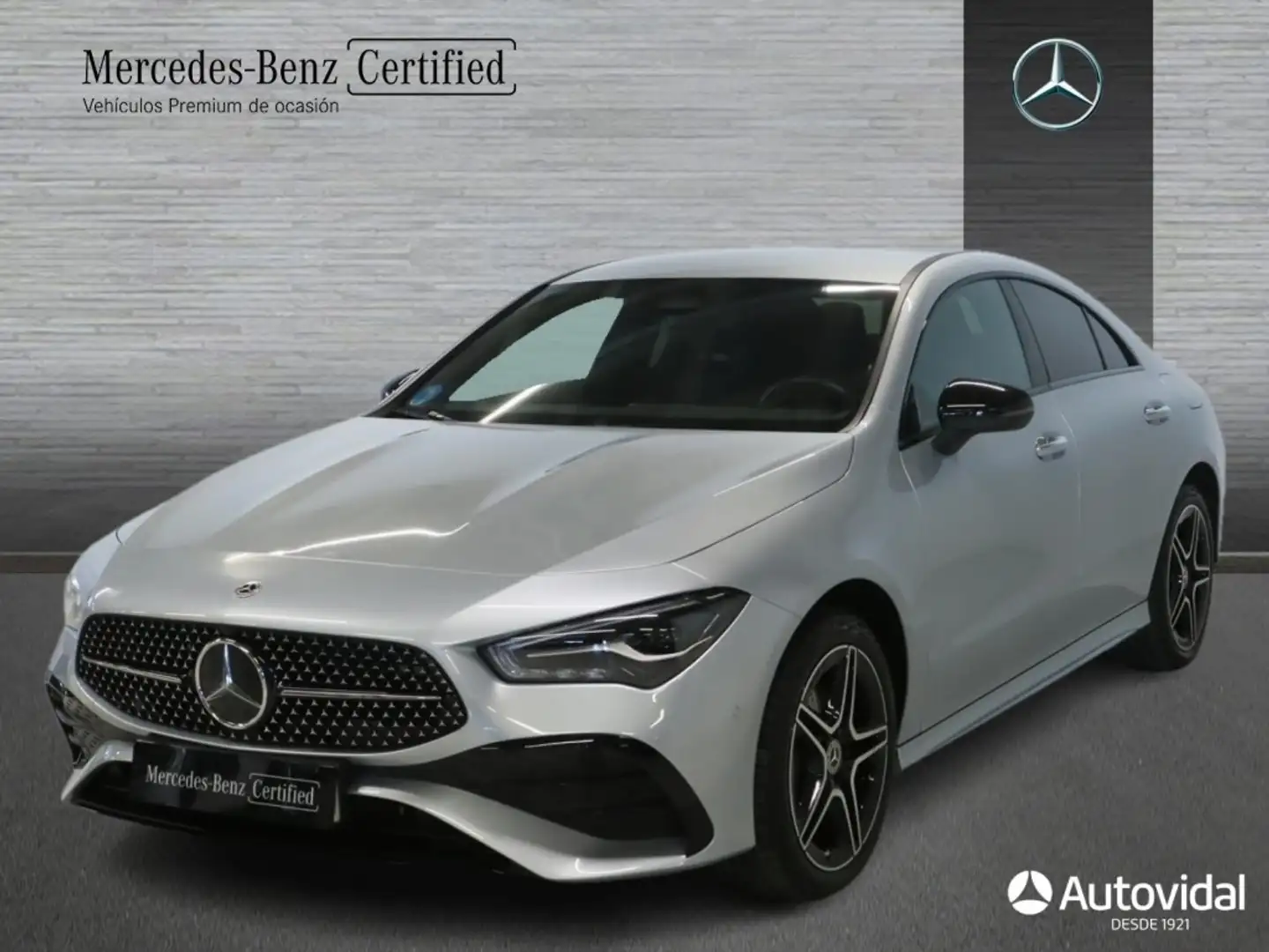 Mercedes-Benz CLA 250 E PHEV COUPE DCT 218 4P Gris - 1