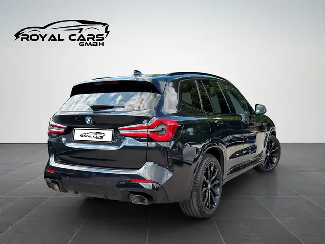 BMW X3 view 9