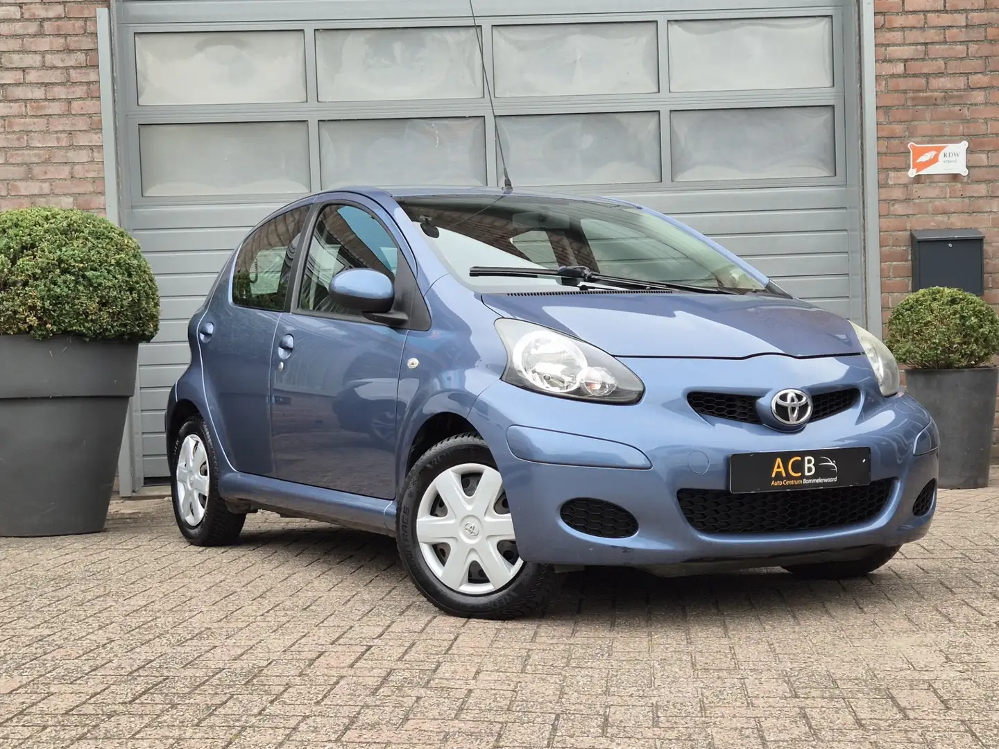 Toyota Aygo 1.0-12V Comfort Trekhaak Bleu - 1
