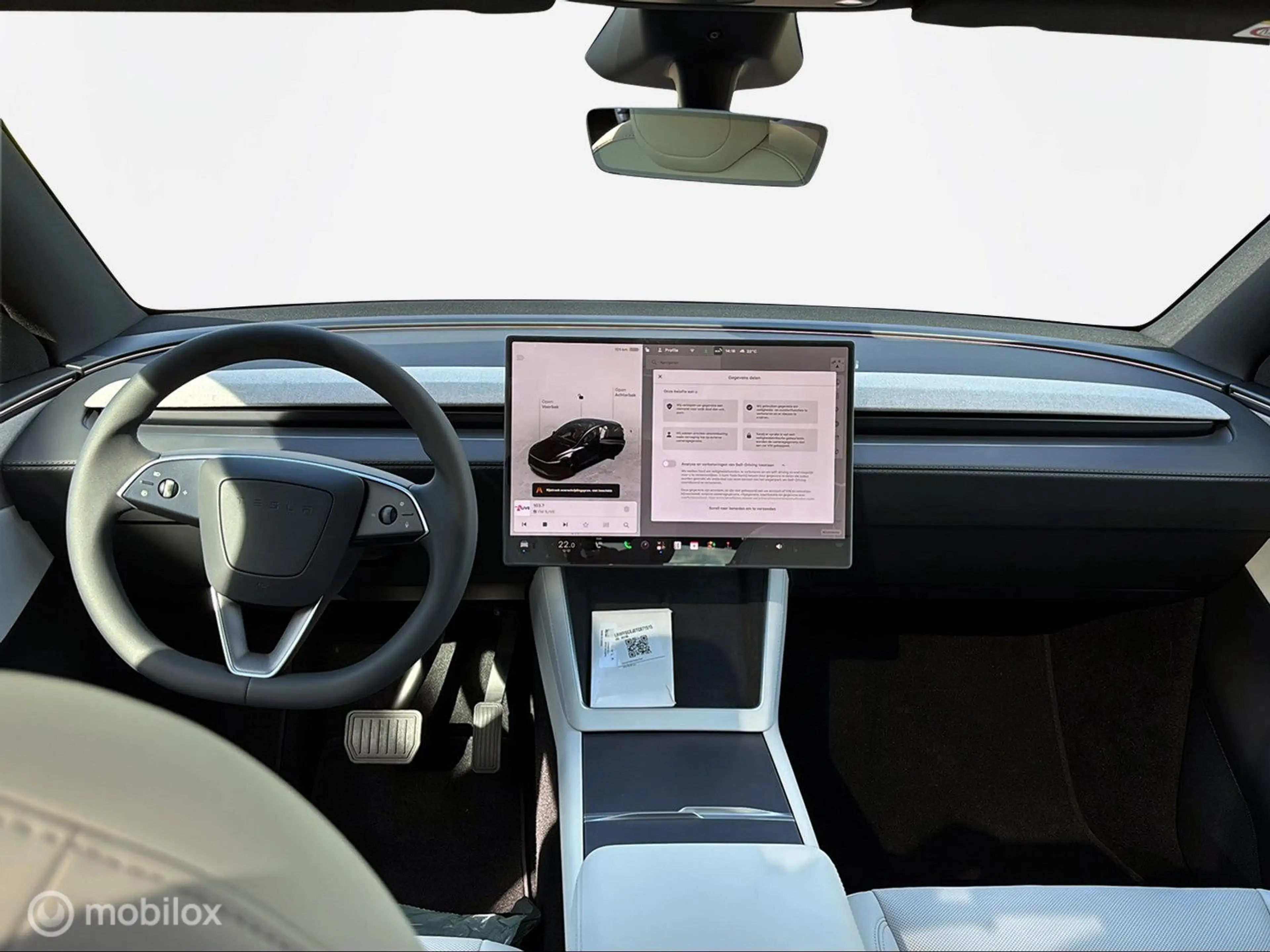 Tesla Model Y Premium Long Range RWD / Nieuw direct leverbaar!! — photo 9