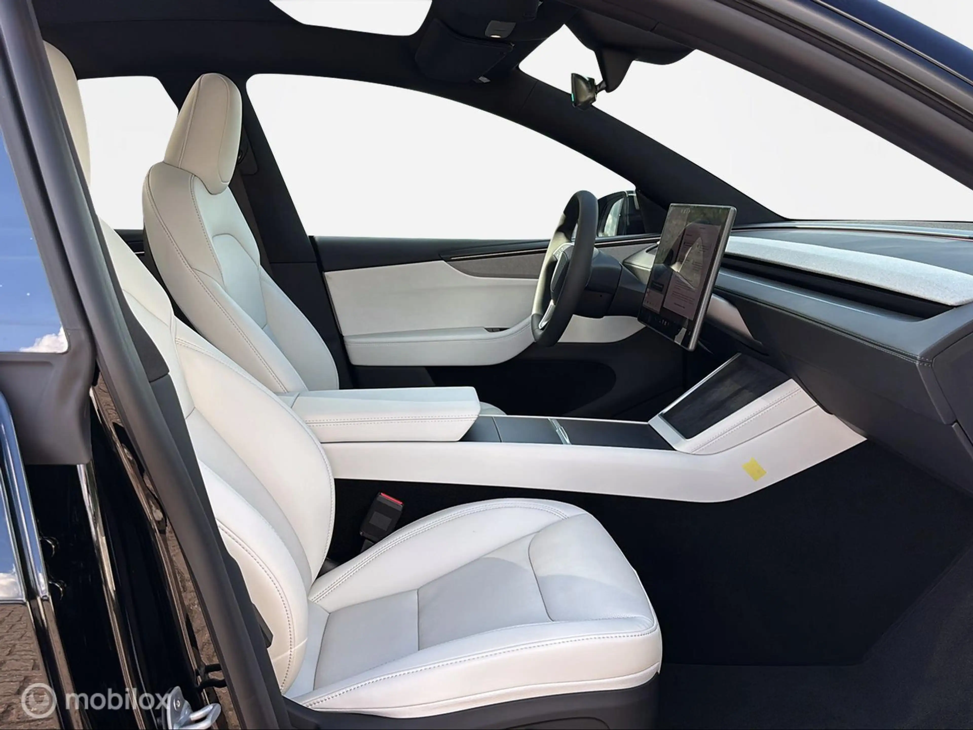 Tesla Model Y Premium Long Range RWD / Nieuw direct leverbaar!! — photo 7