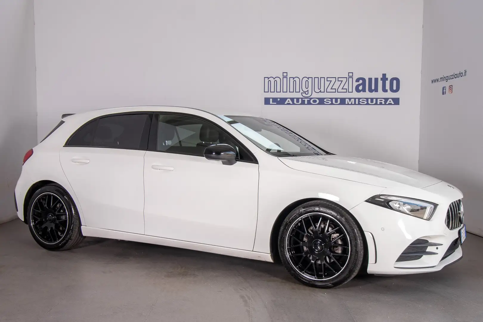 Mercedes-Benz A 180 d Premium AMG auto 116CV Bianco - 1