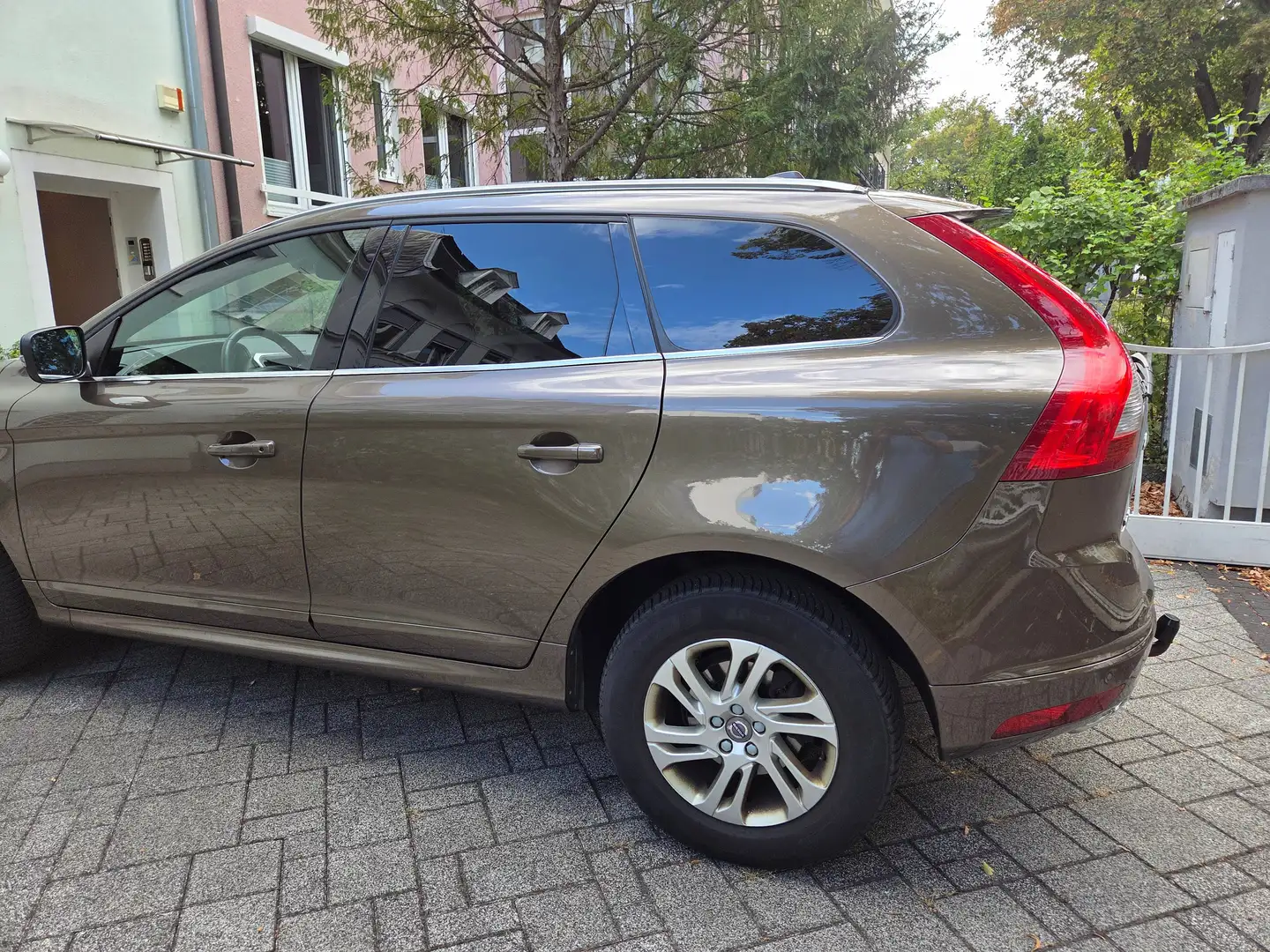 Volvo XC60 XC60 D4 Dynamic AWD Geartronic Dynamic Bronze - 2