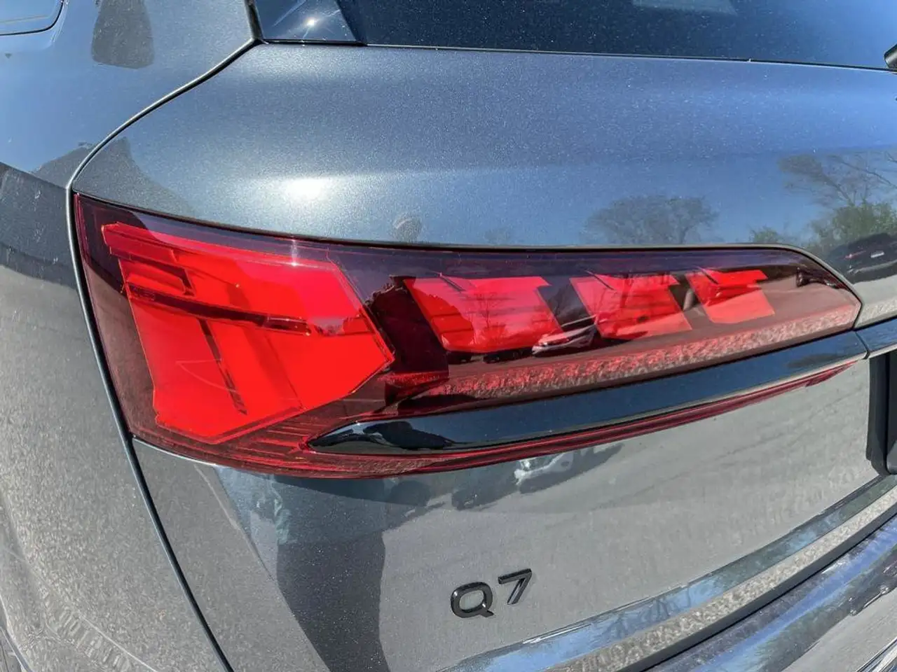 Audi Q7 снимка Audi Q7