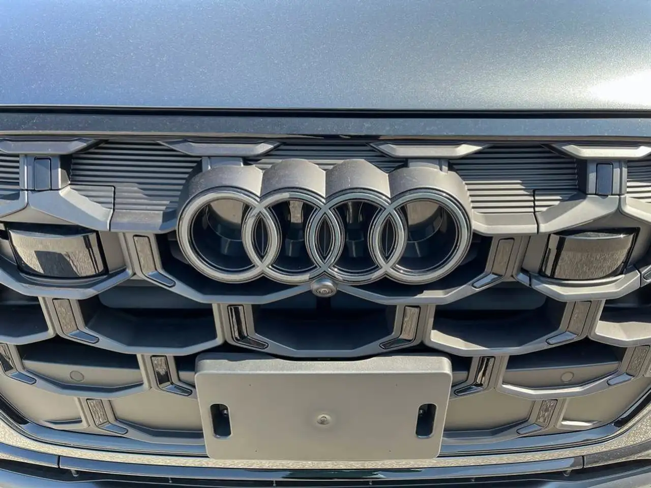 Audi Q7 снимка Audi Q7