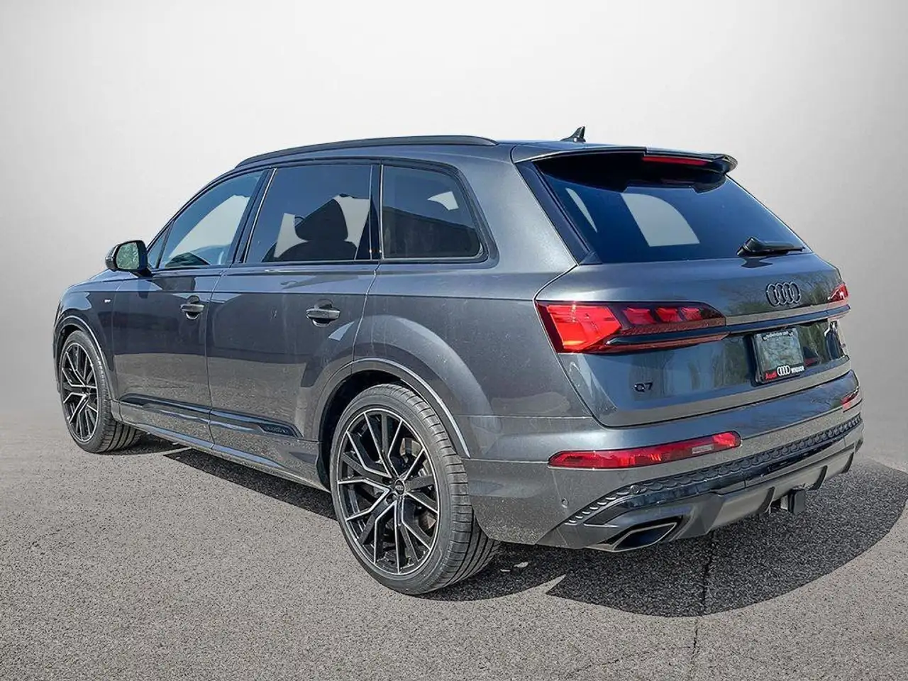 Audi Q7 снимка Audi Q7