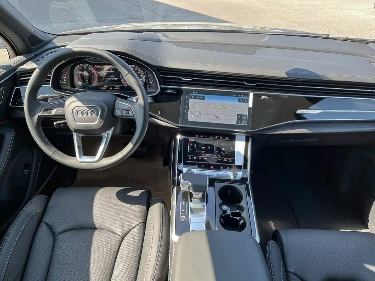 Audi Q7 снимка Audi Q7