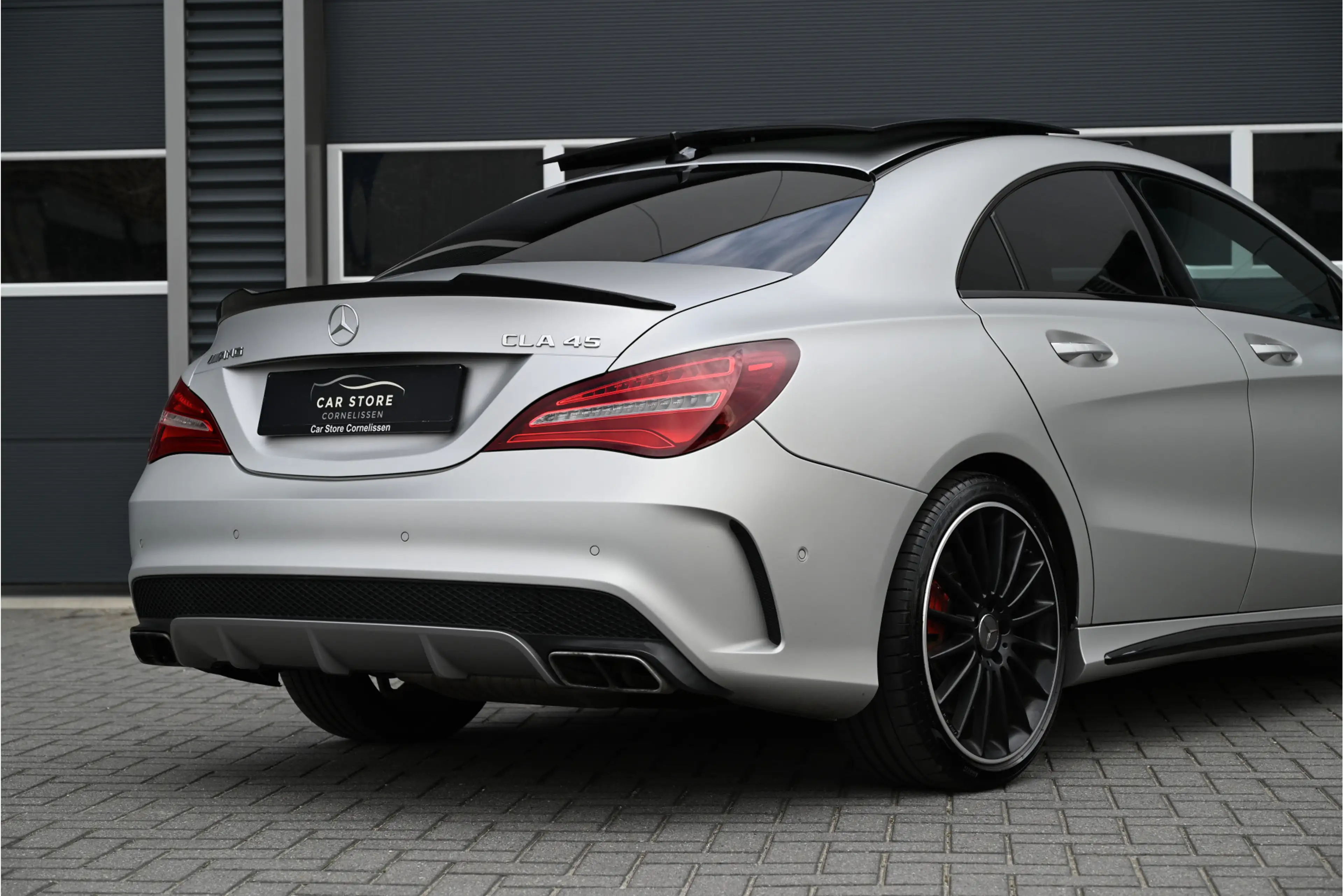 Mercedes-Benz CLA 45 AMG 4MATIC 381 PK / PANO / MAGNO / NIGHT / HARMAN KARD — photo 8