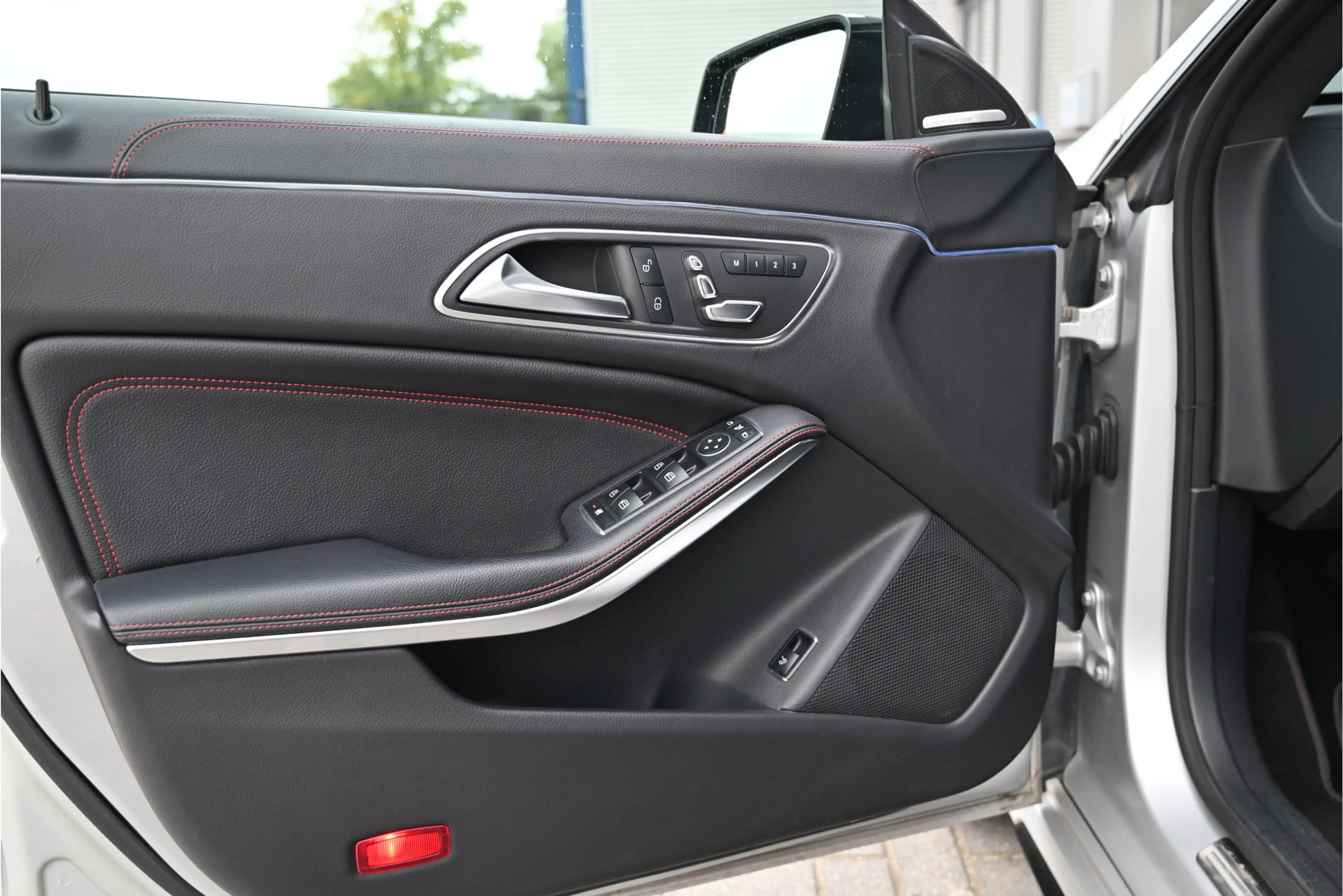 Mercedes-Benz CLA 45 AMG 4MATIC 381 PK / PANO / MAGNO / NIGHT / HARMAN KARD — photo 14