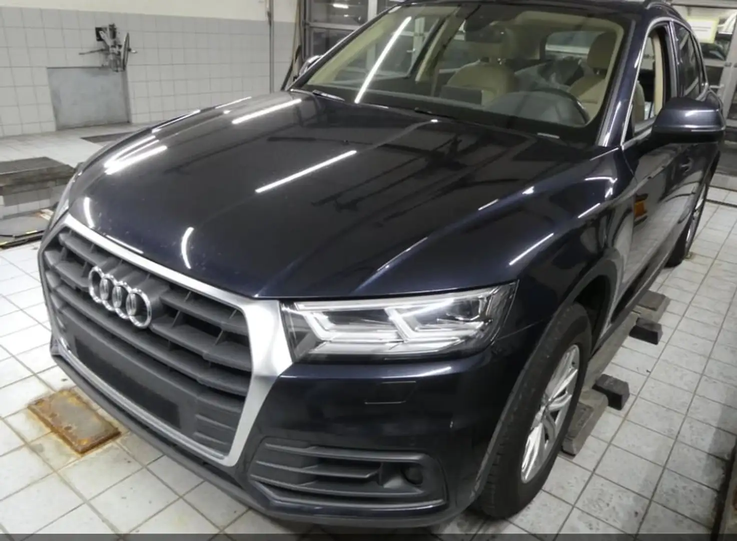 Audi Q5 40 Qu ,Matrix,Leder Milano,ACC,AHK,Panoramagl Blau - 2