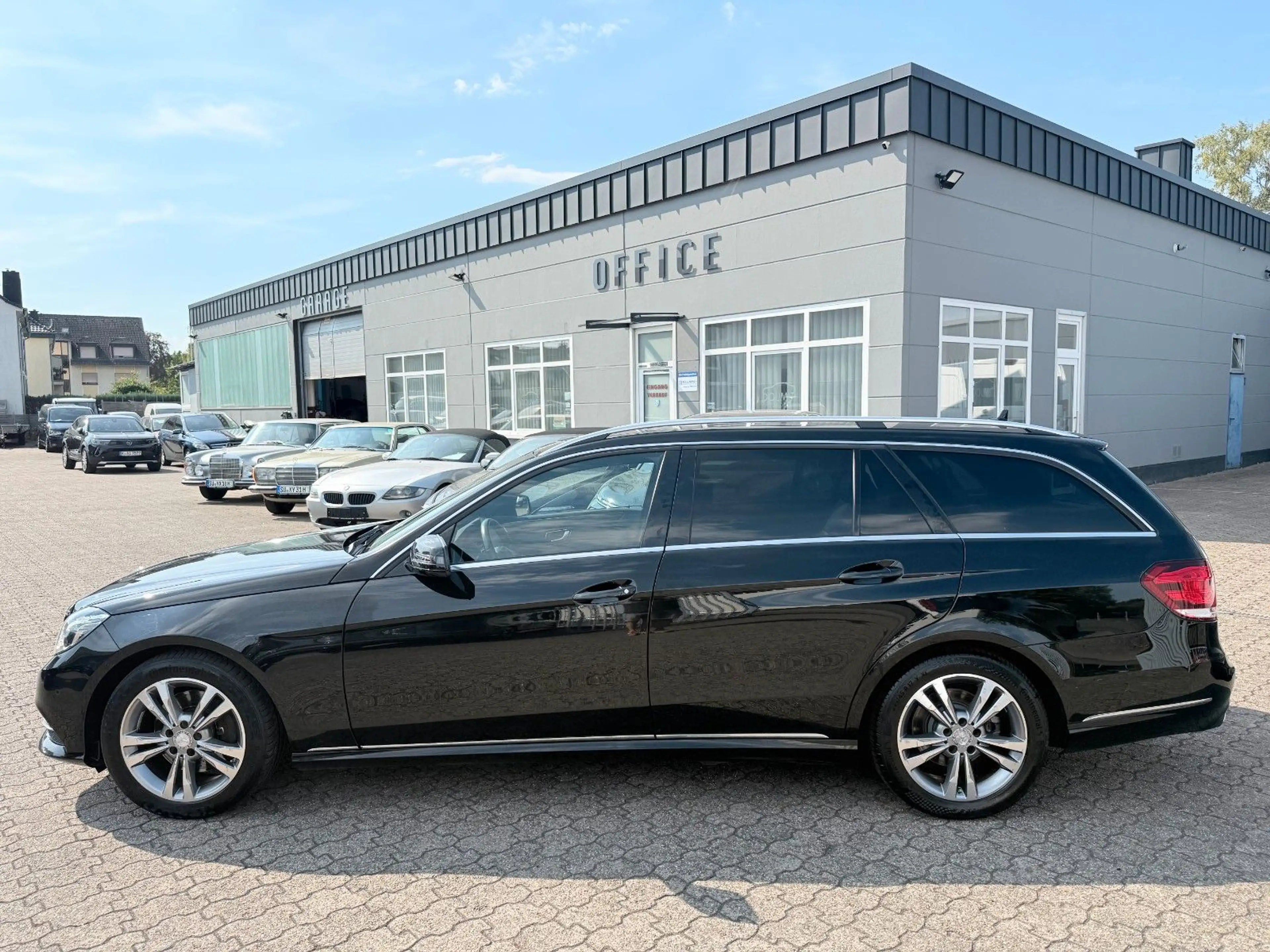 Mercedes-Benz E 250 E T-Modell E 250 CGI Avantgarde, 7 Sitze — photo 6