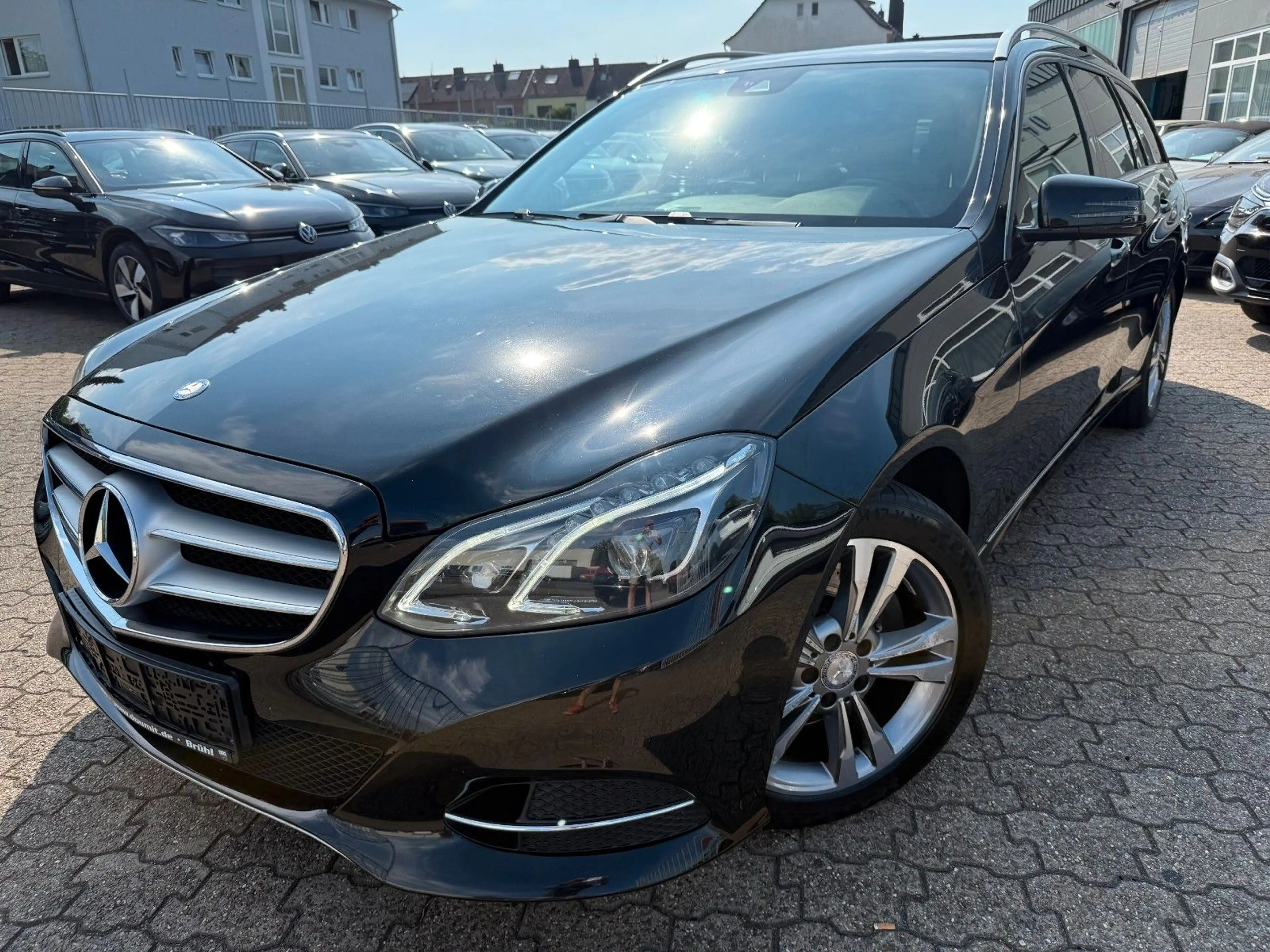 Mercedes-Benz E 250 E T-Modell E 250 CGI Avantgarde, 7 Sitze — photo 2