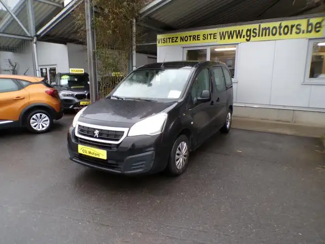 Peugeot Partner 1.6HDi 100cv Automatique noir 04/16 Airco GPS