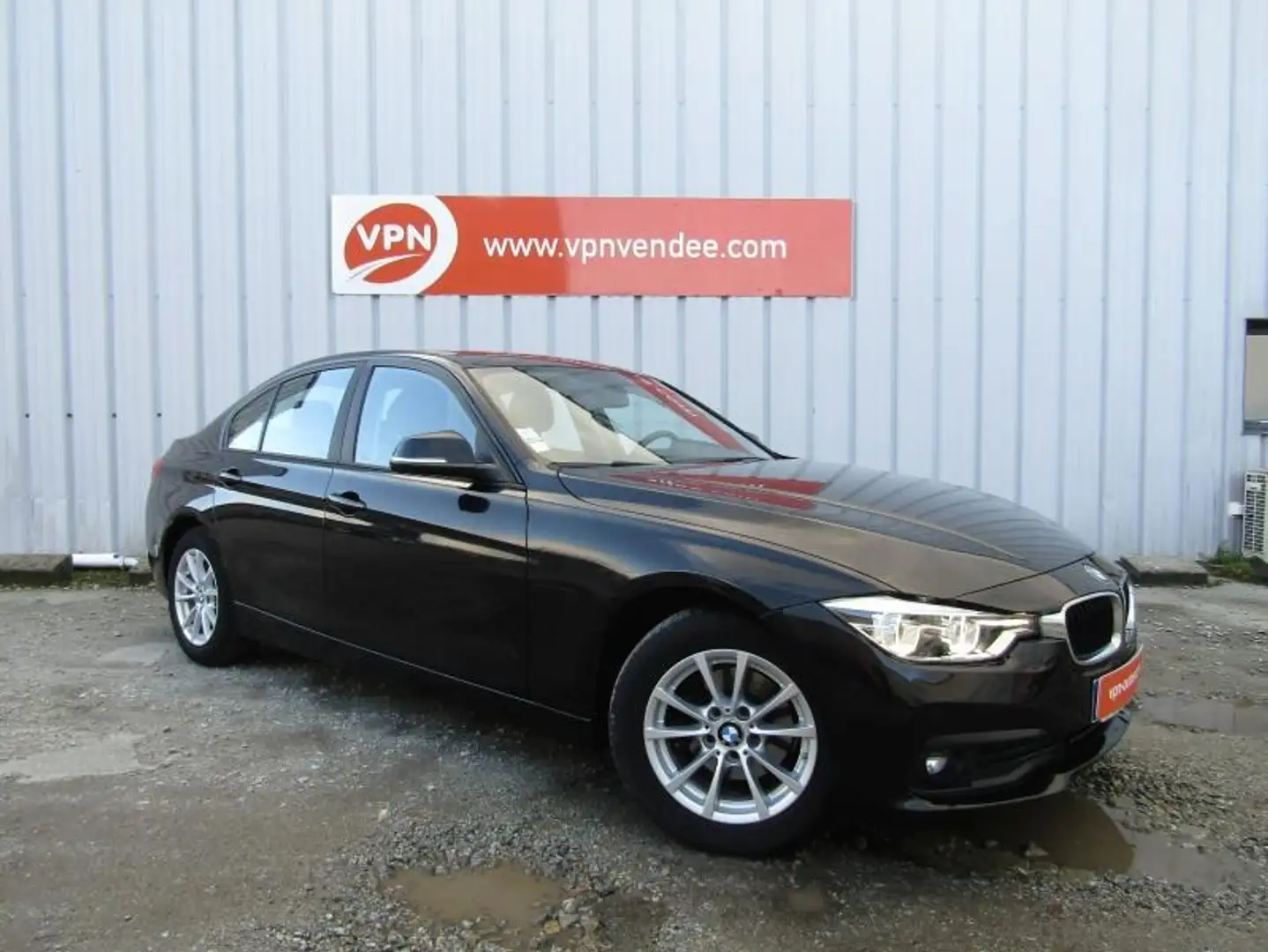 BMW 318 318i 136ch Lounge Noir - 1