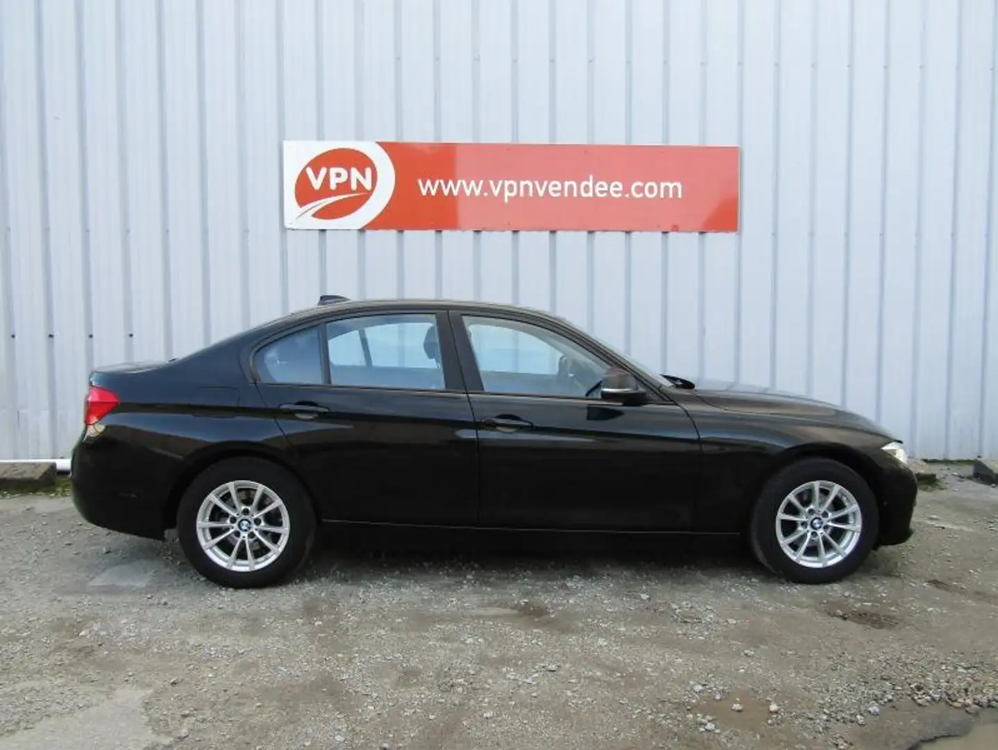 BMW 318 318i 136ch Lounge Noir - 2