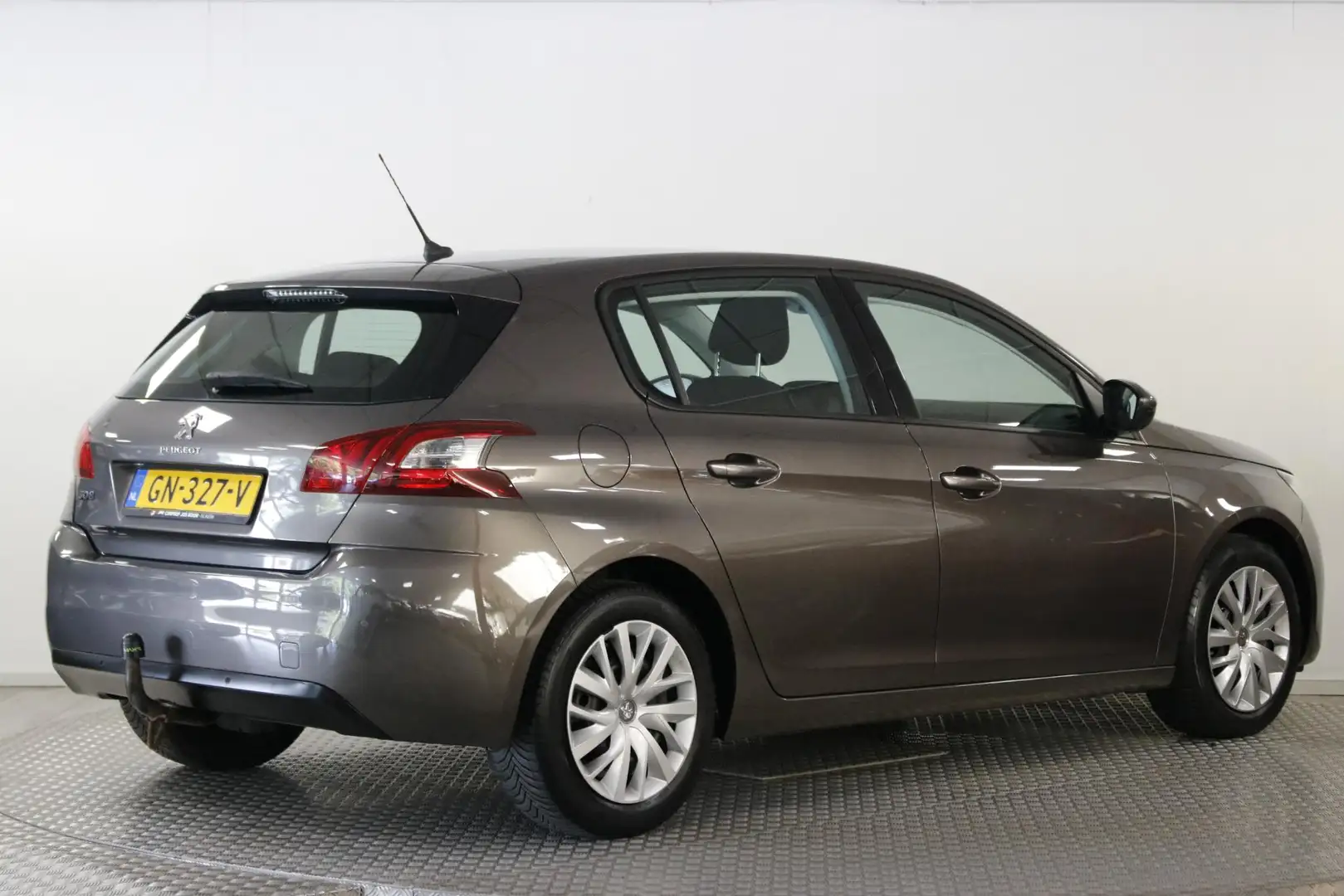 Peugeot 308 1.2 PureTech Blue Lease 110 PK. Distr. Riem V.V. | Grijs - 2