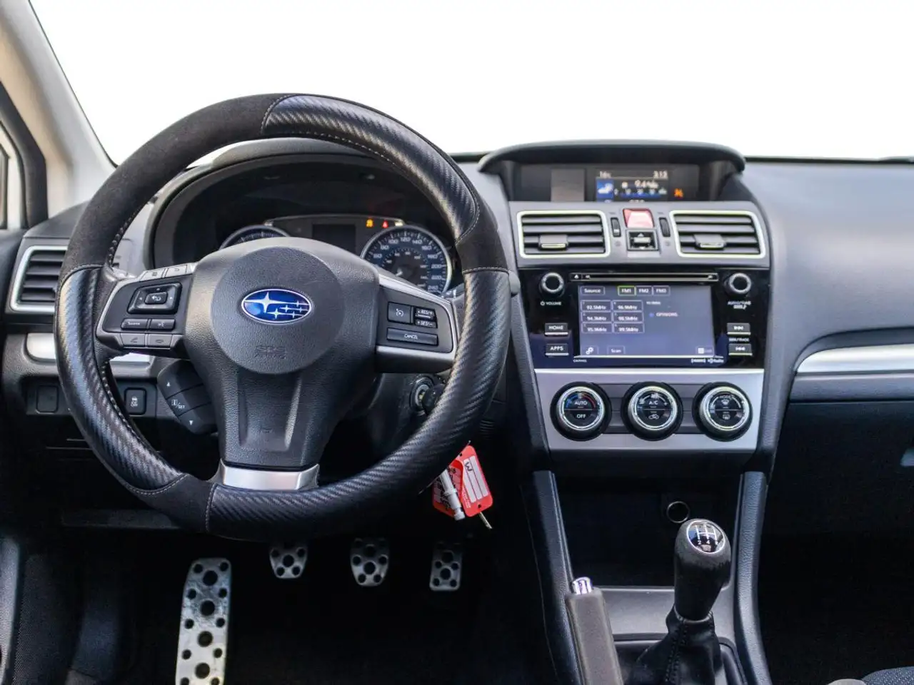 Subaru Impreza снимка Subaru Impreza