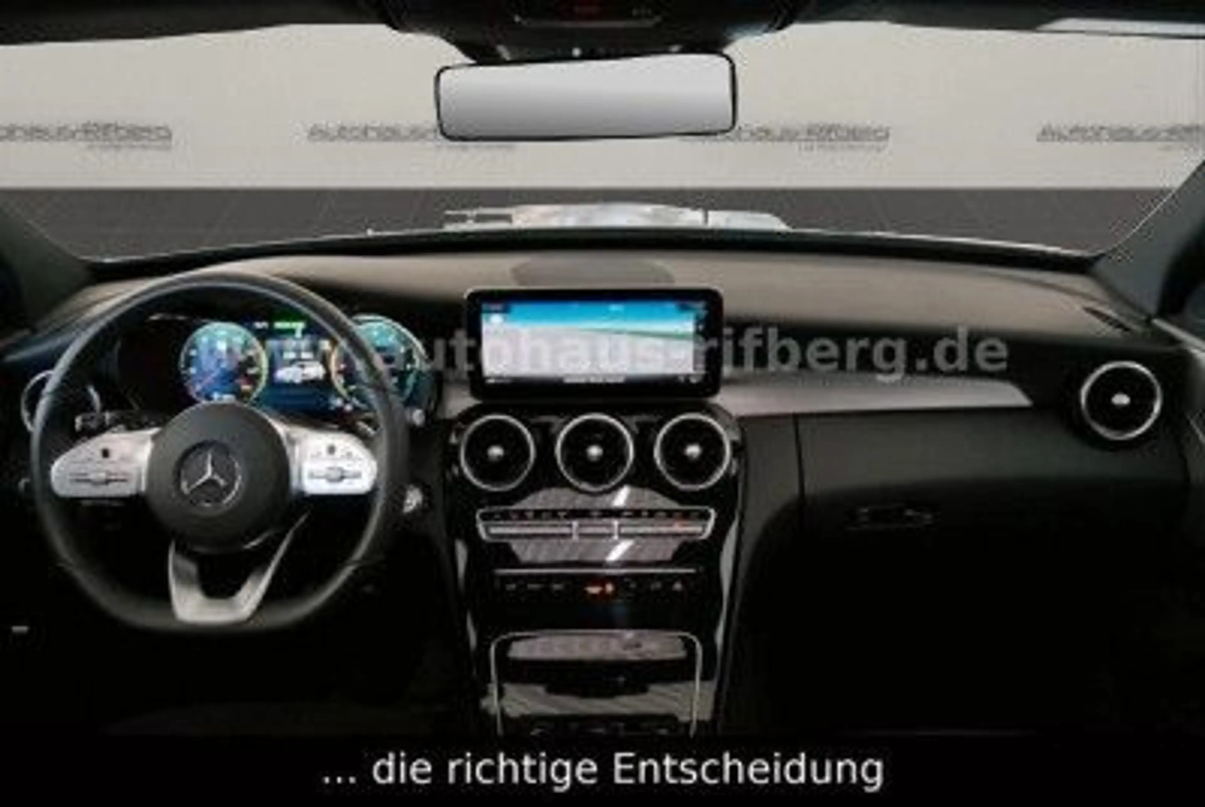 Mercedes-Benz C 300 de T AMG-Line 9G LED/Nav/SZH/RFK/PanD/KeyG — photo 9