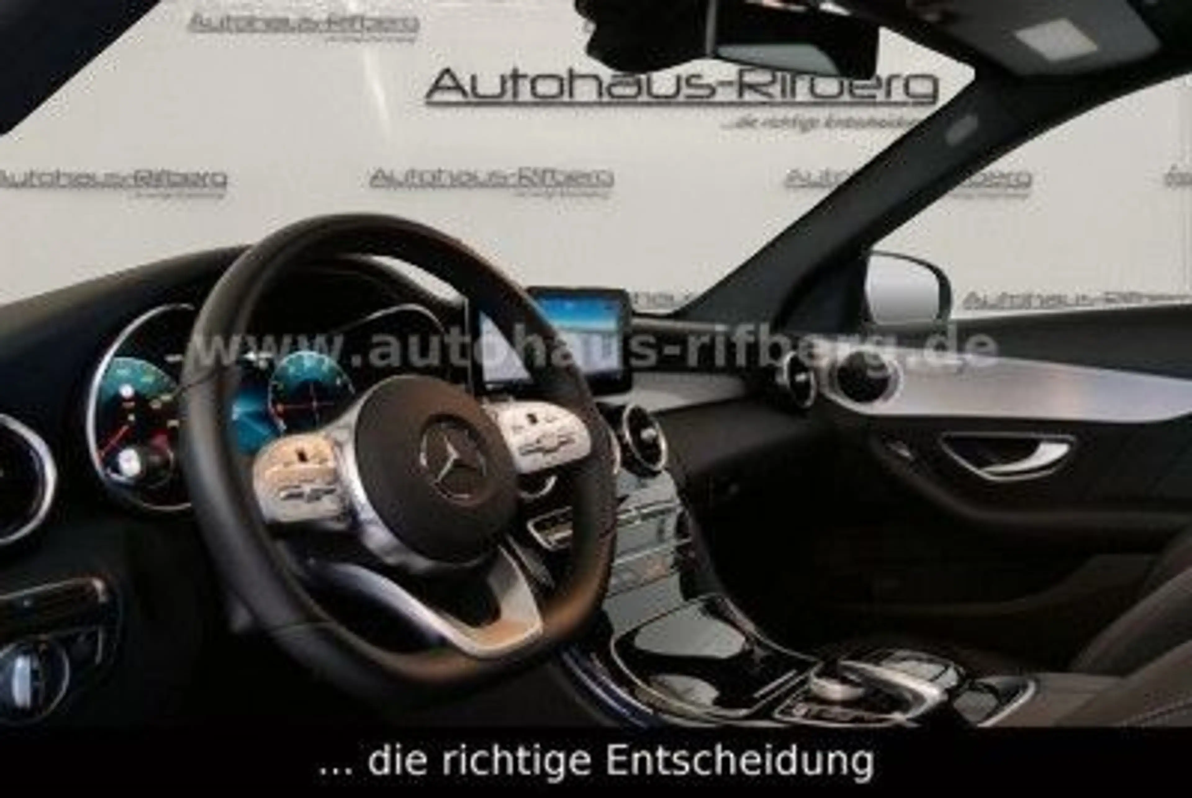 Mercedes-Benz C 300 de T AMG-Line 9G LED/Nav/SZH/RFK/PanD/KeyG — photo 7