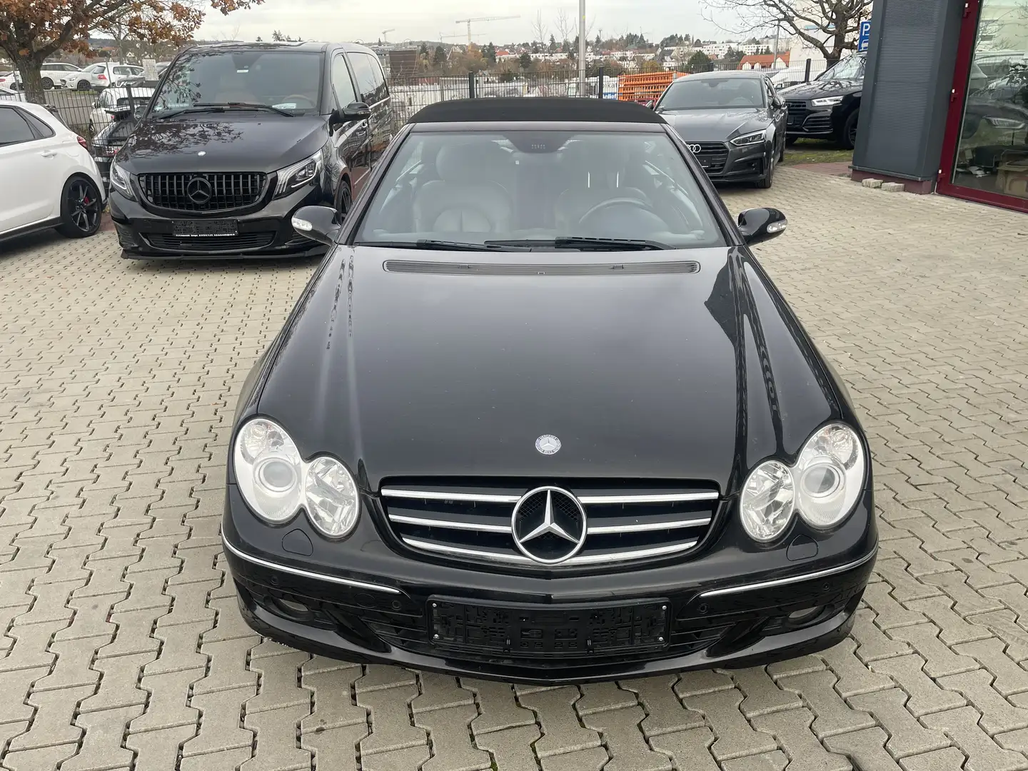 Mercedes-Benz CLK 350 CLK-Klasse Cabrio 1 Hand 7G-TRONIC Avantgarde Schwarz - 2