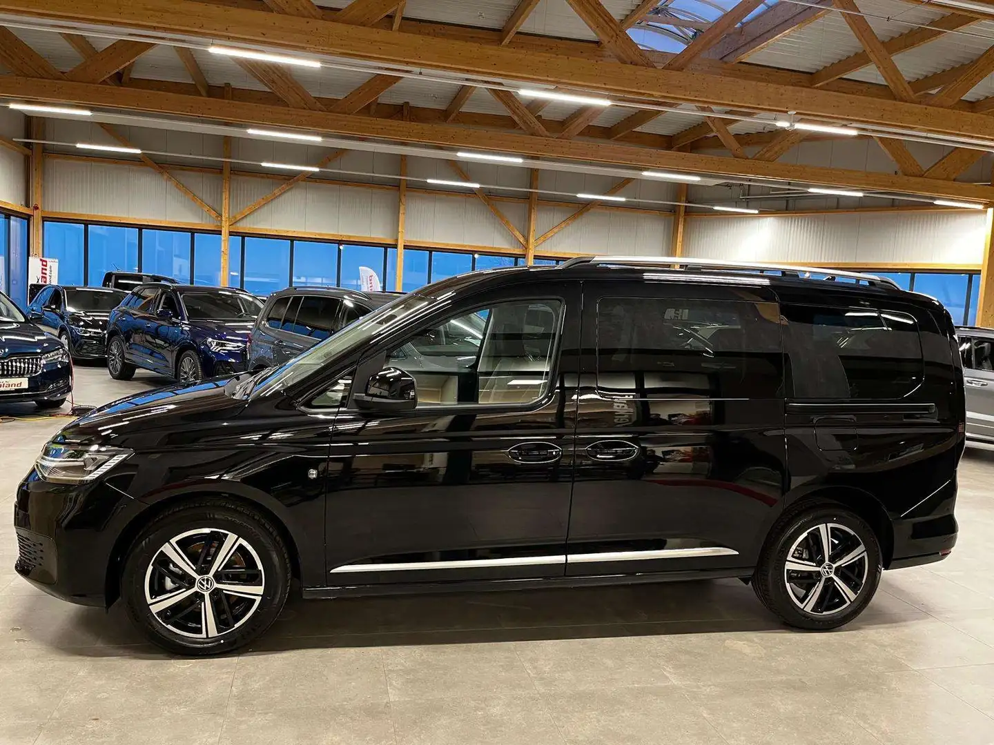Volkswagen Caddy Style Maxi 1.5 TSI Navi ACC AHK Shzg Noir - 2
