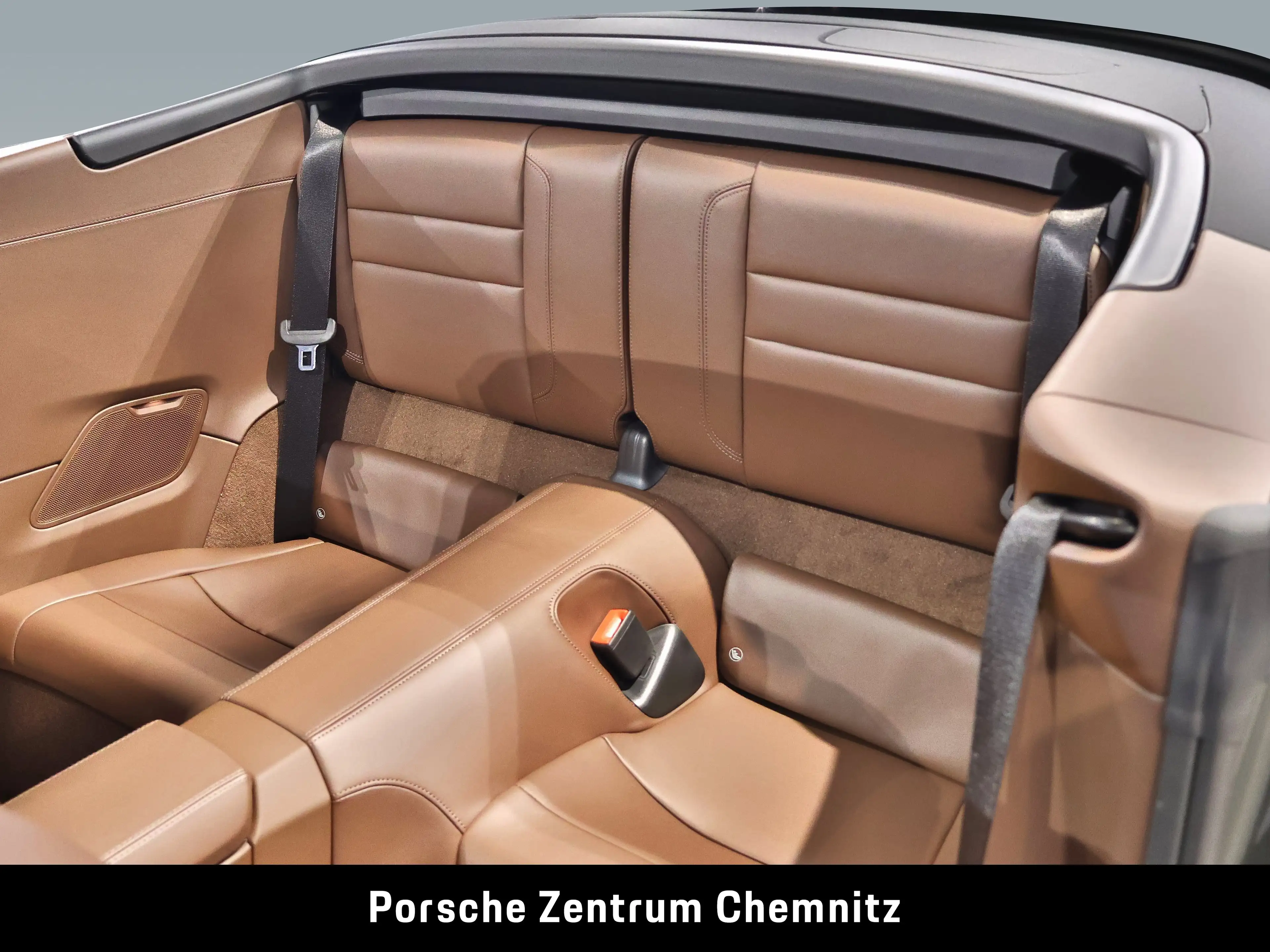 Porsche 911 Carrera Cabrio;Sportabgas;BOSE;Lift;ACC — photo 9
