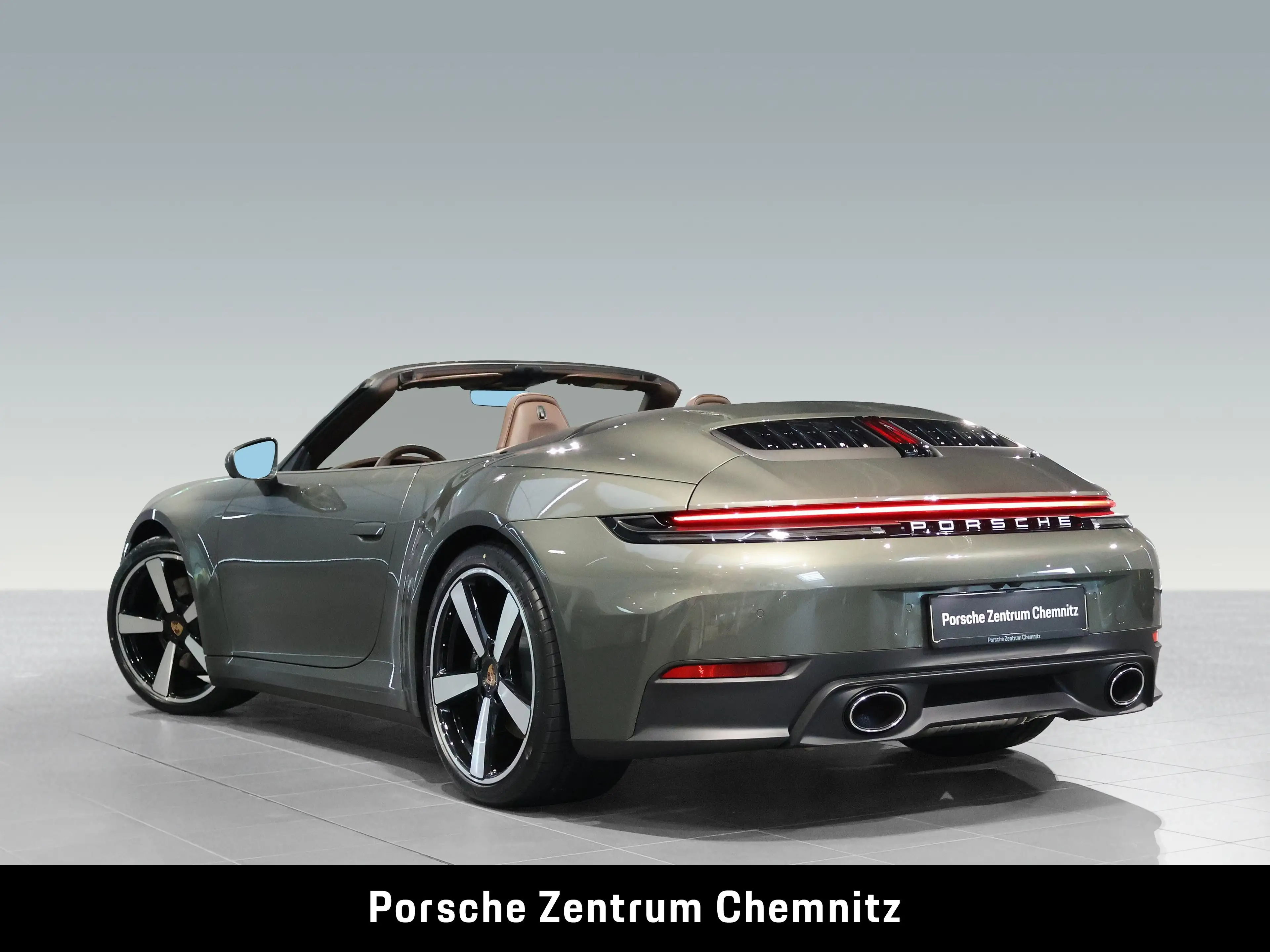 Porsche 911 Carrera Cabrio;Sportabgas;BOSE;Lift;ACC — photo 4