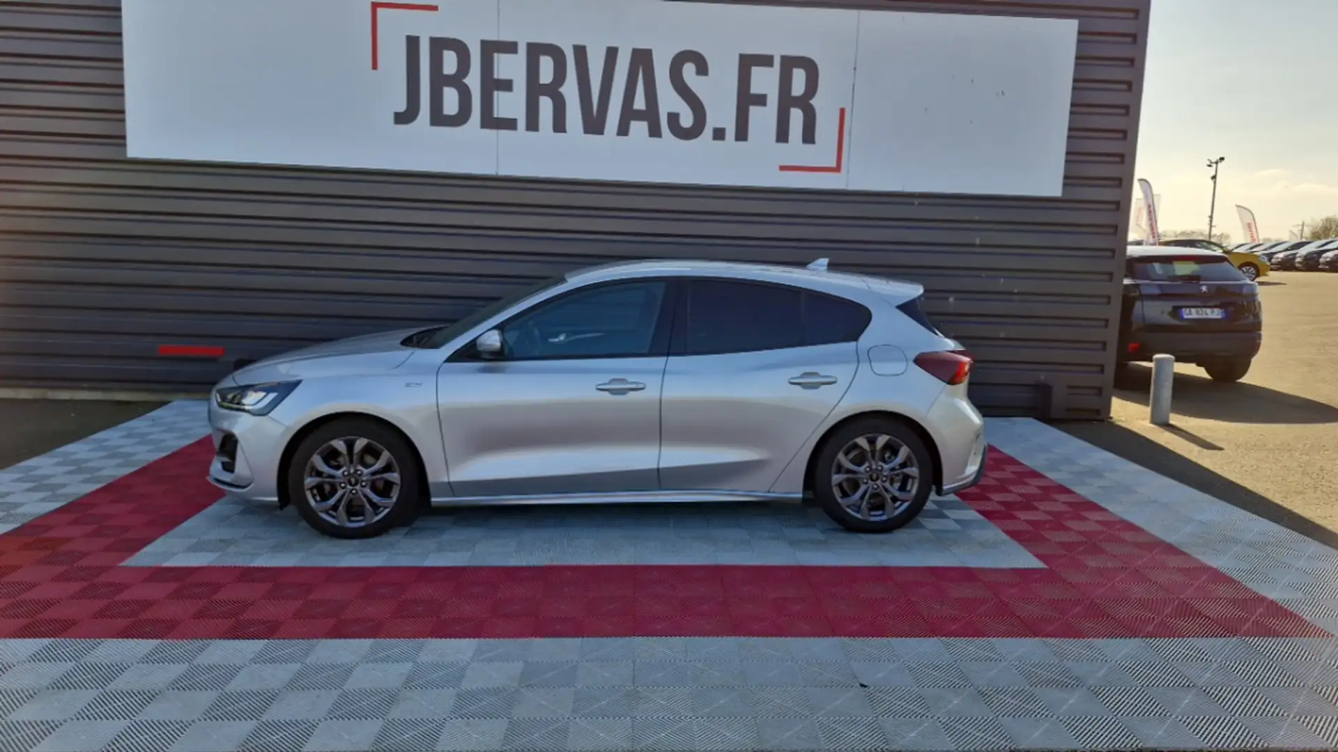 Ford Focus 1.0 FLEXIFUEL 125 SS MHEV POWERSHIFT ST-LINE X - 2
