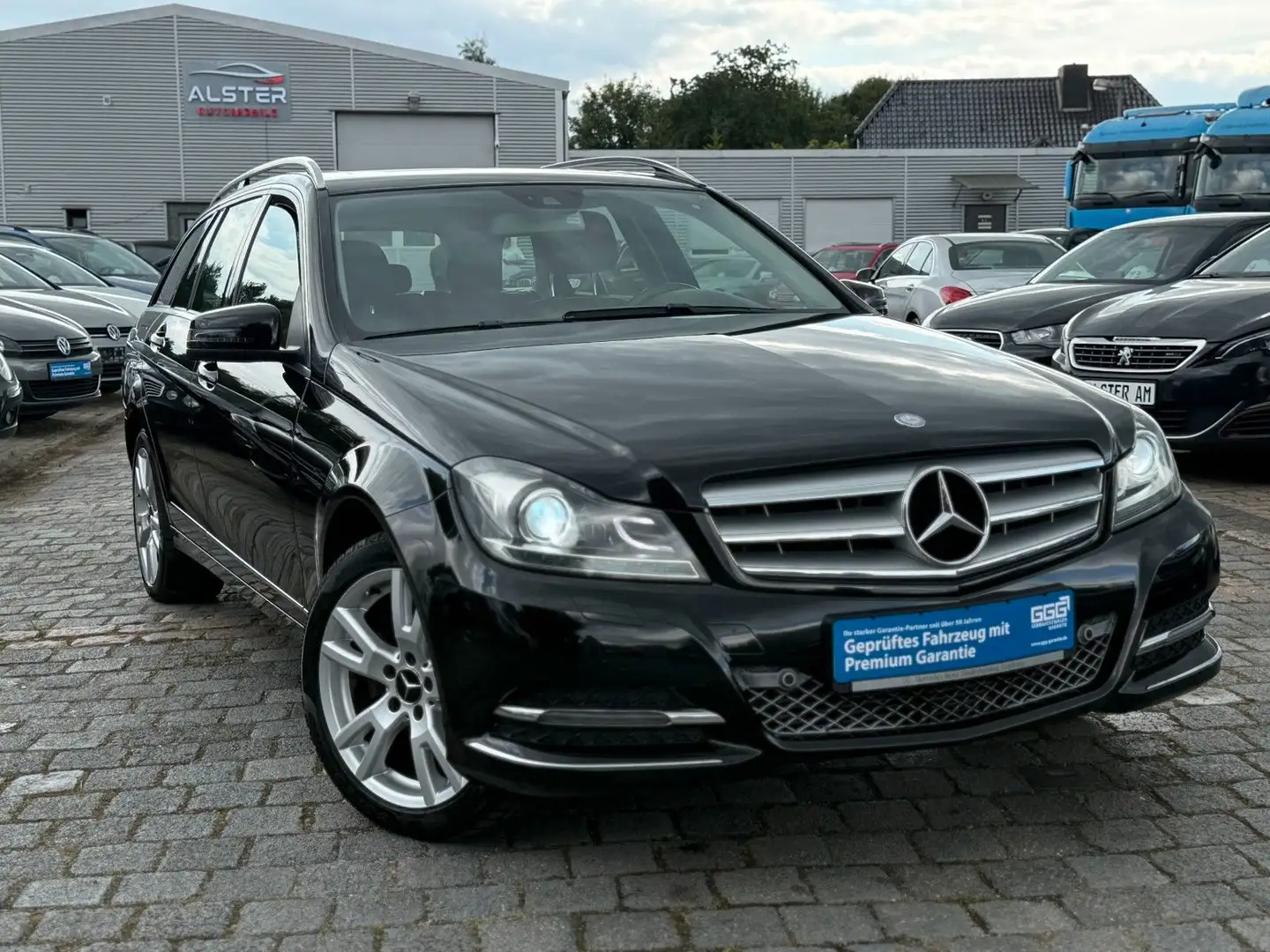 Mercedes-Benz C 180 C -Klasse T-Model CGI BlueEfficiency Zwart - 1