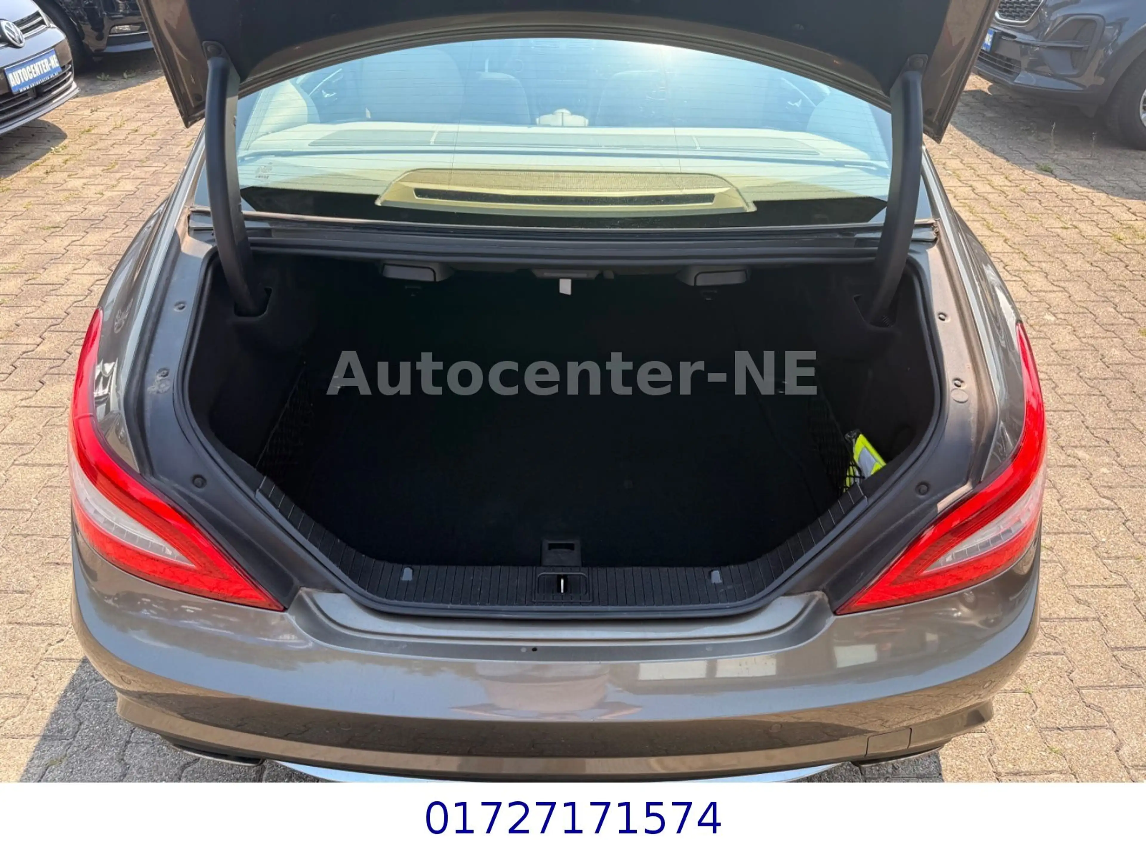 Mercedes-Benz CLS 350 d 4Matic BlueEfficiency/Leder/Navi/ESSD — photo 15