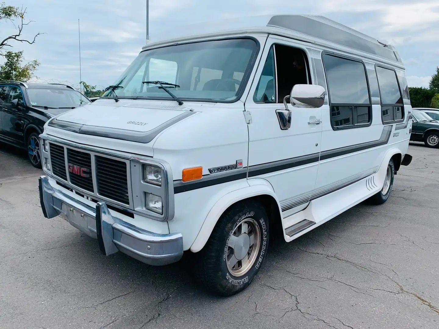 Chevrolet Chevy Van Vandura G20 5.7 AHK Herd 6-Sitze H-Zul Білий - 1