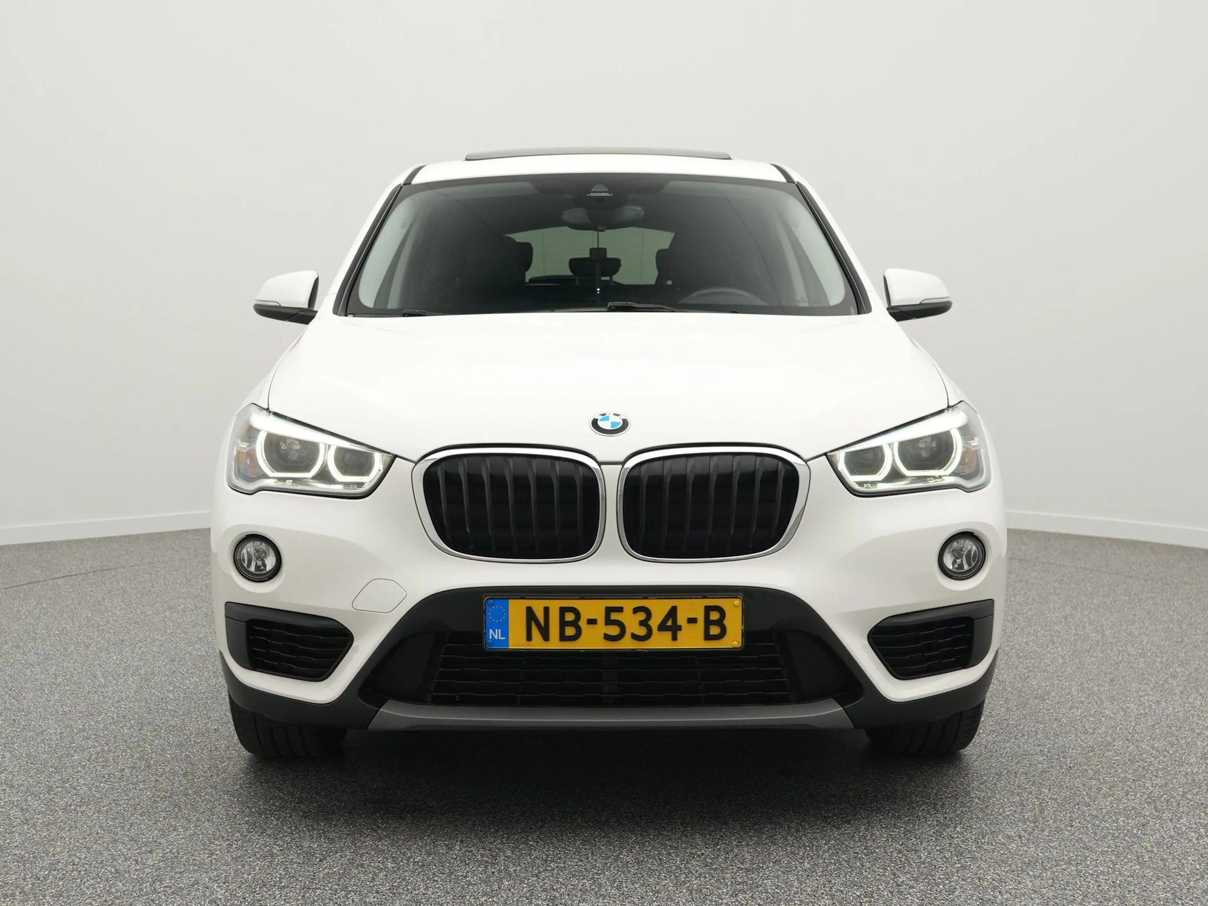 BMW X1 sDrive18i Centennial High Executive | Trekhaak | P — photo 4