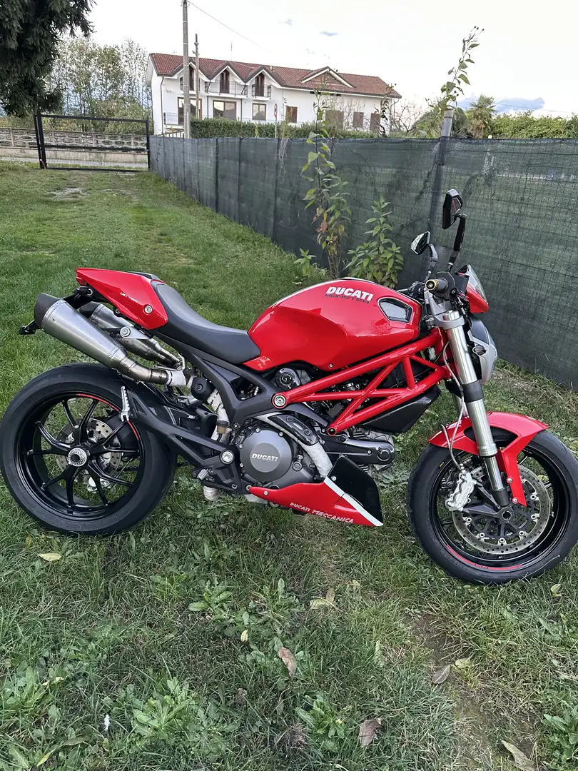 Ducati Monster 796 796+ - 1