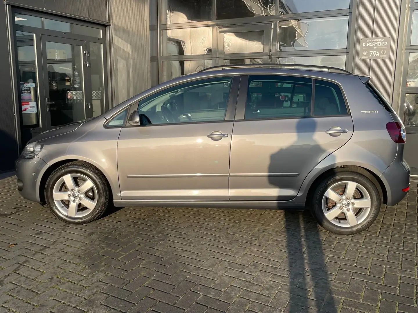 Volkswagen Golf Plus 1.4 TSI Trendline | Erg netjes| Automaat| Stoelver Gris - 2