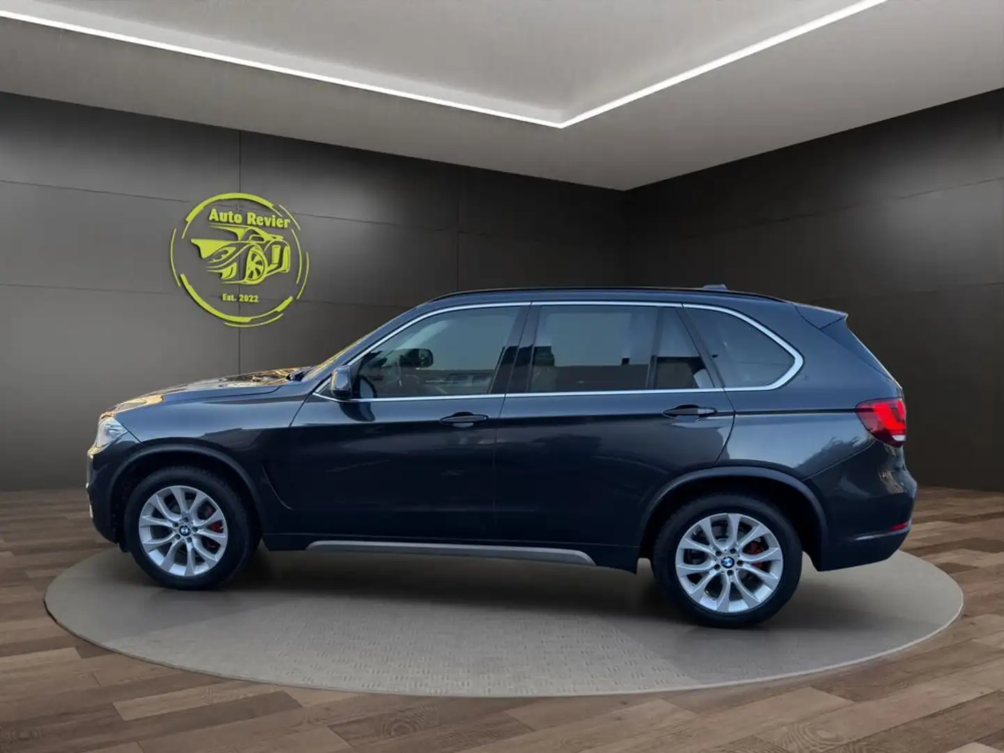 BMW X5 xDrive30d Grau - 2