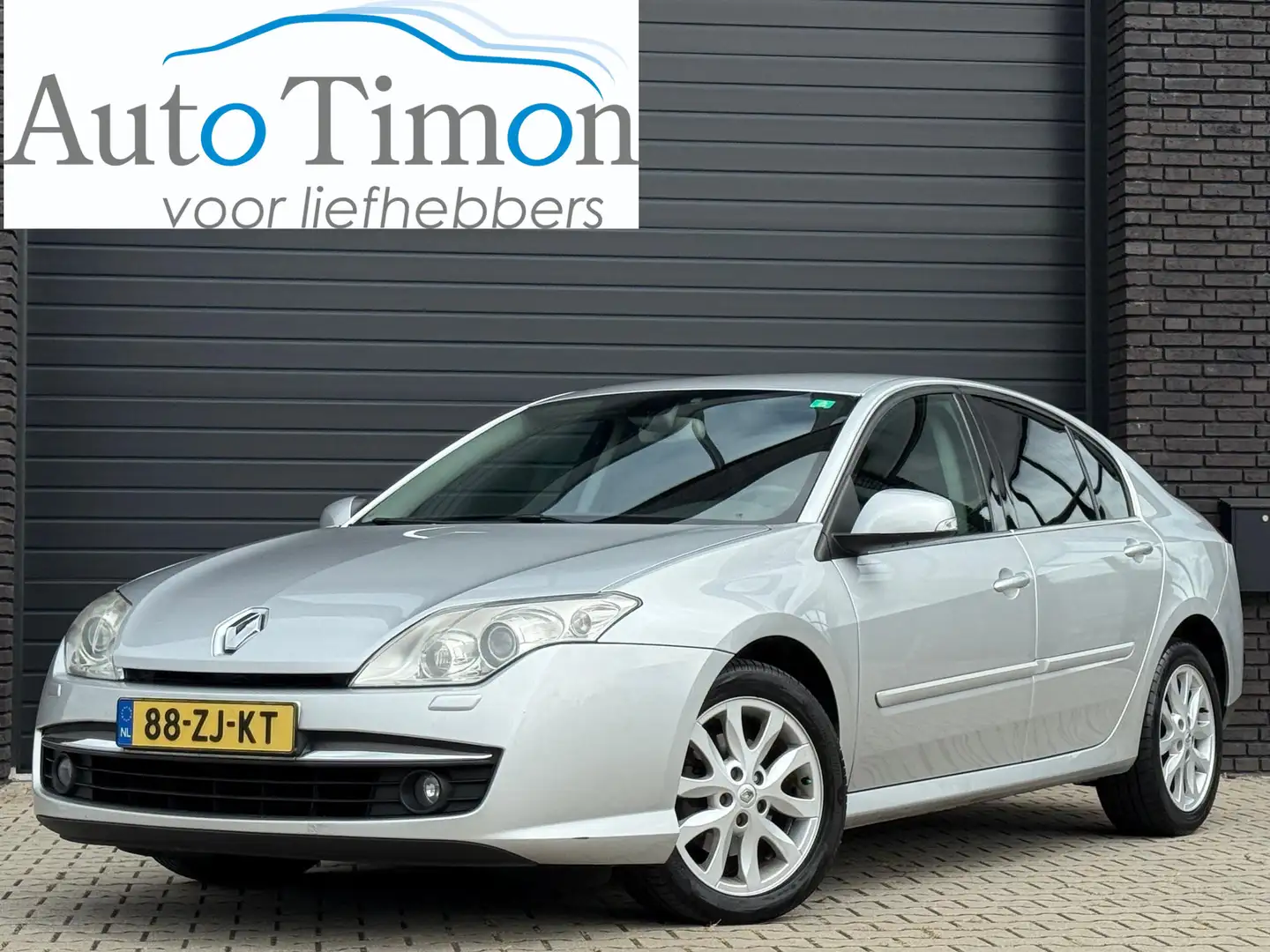 Renault Laguna 2.0 16V T Dynamique Aut.-6 | 3e eig. | volledig ge Grijs - 1