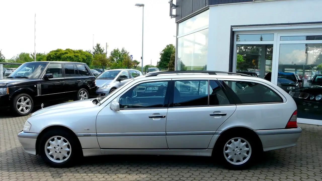 Mercedes-Benz C 200 T Kompressor Elegance -Bestzustand -wenig km, foto 9
