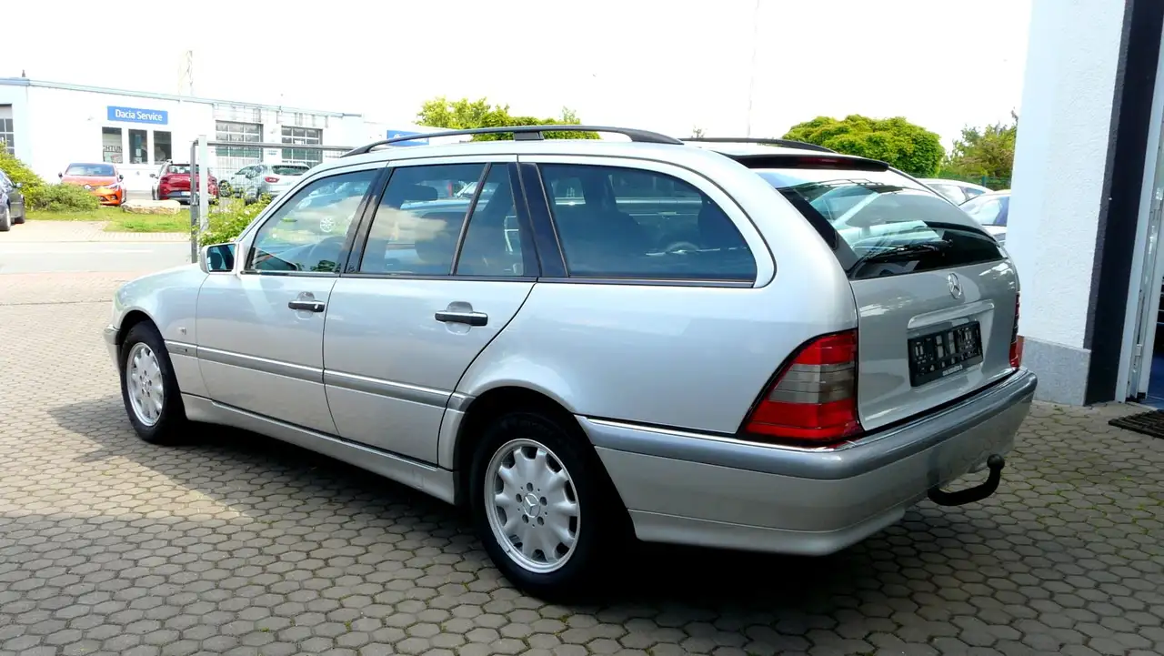 Mercedes-Benz C 200 T Kompressor Elegance -Bestzustand -wenig km, foto 7