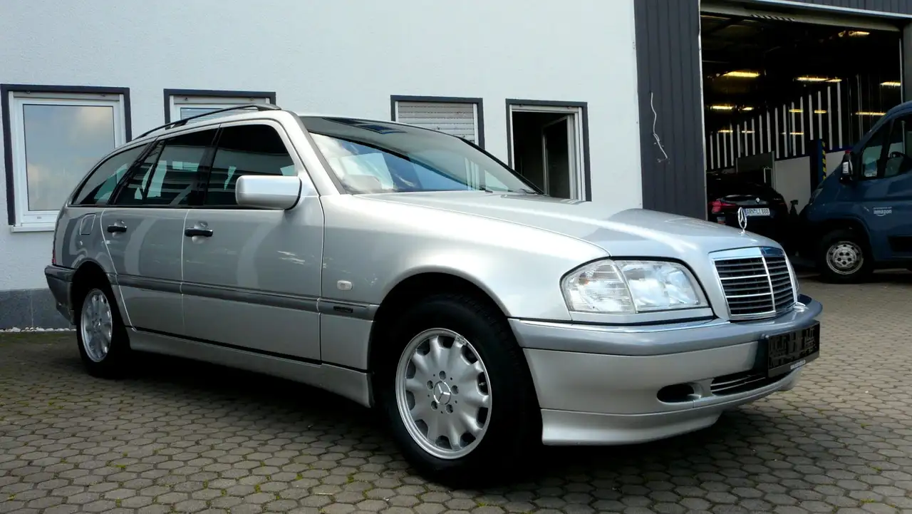 Mercedes-Benz C 200 T Kompressor Elegance -Bestzustand -wenig km, foto 4