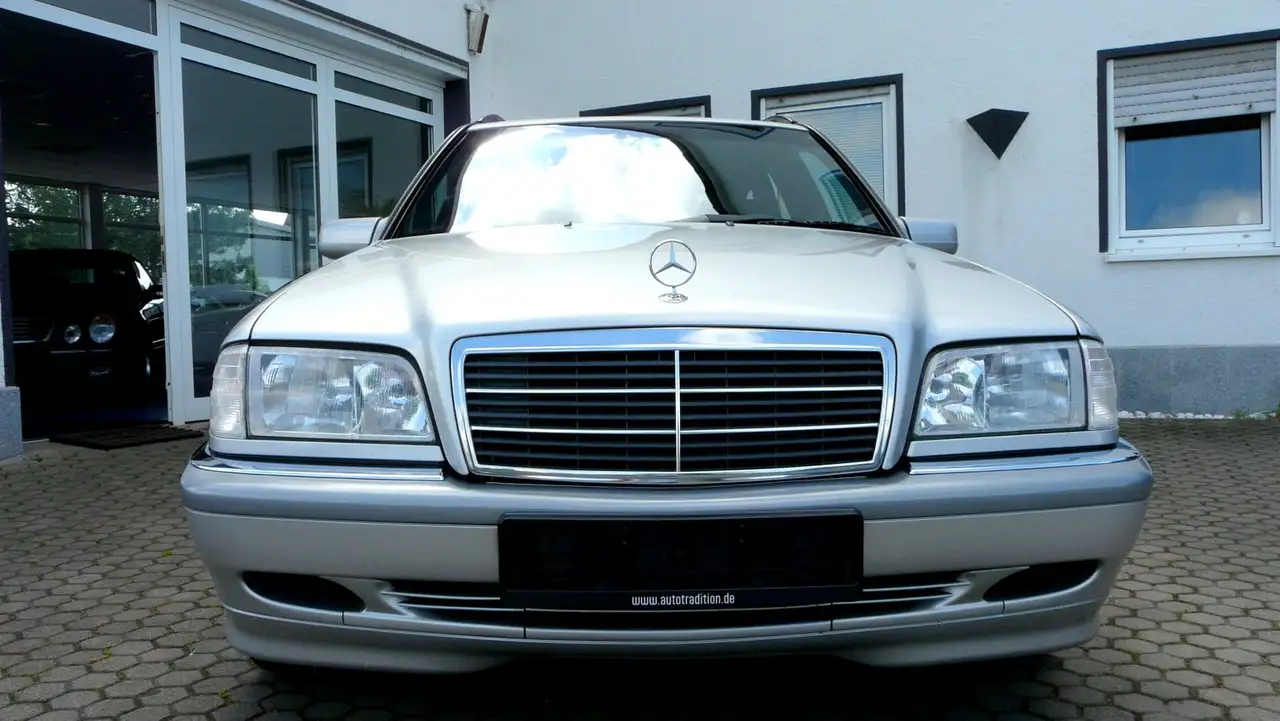 Mercedes-Benz C 200 T Kompressor Elegance -Bestzustand -wenig km, foto 3