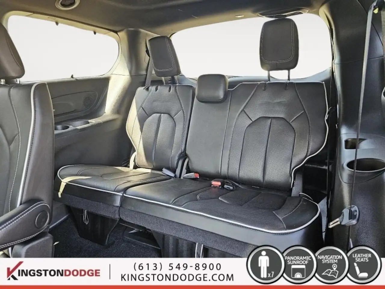 Chrysler Pacifica снимка Chrysler Pacifica