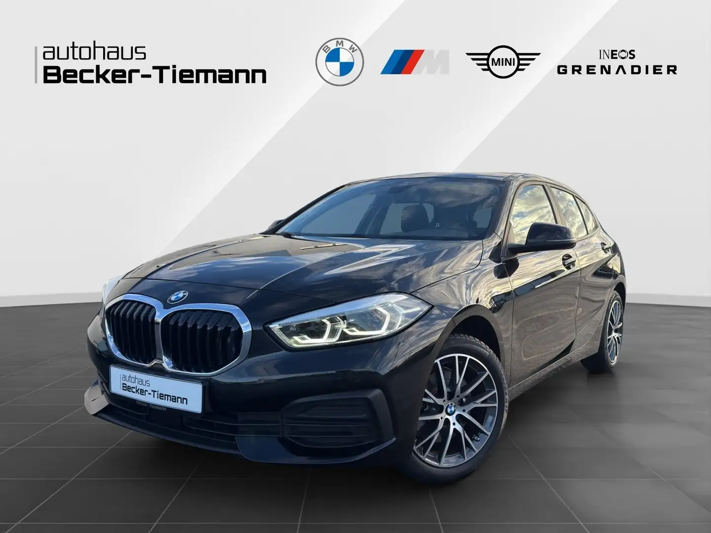 BMW 118 i Automatik/LivePro/CarPlay/Tempomat/PDC/Ad.LED Schwarz - 1