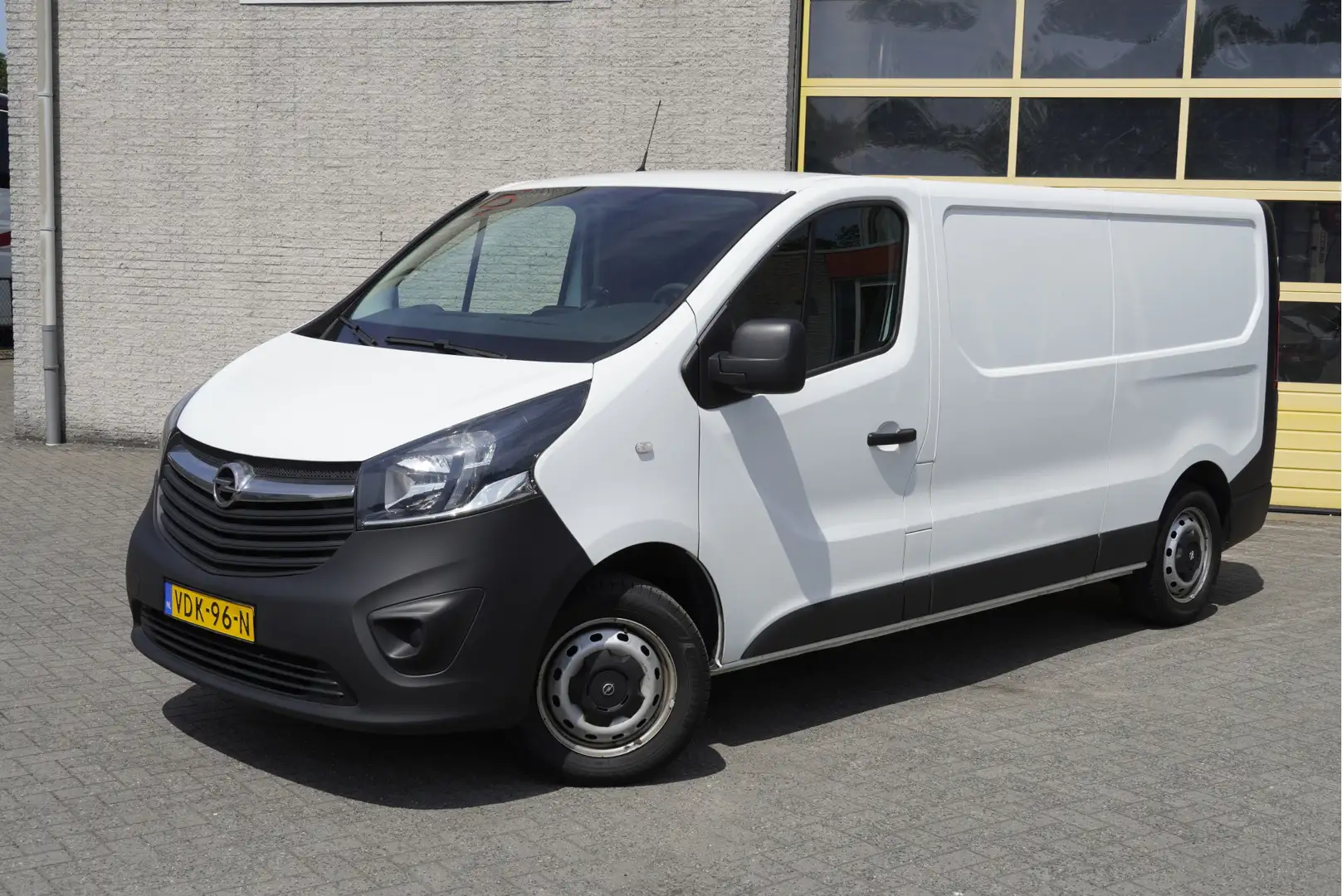Opel Vivaro 1.6 CDTI L2H1 Edition BJ2019 Led | Pdc | Navi | Ai Blanc - 2