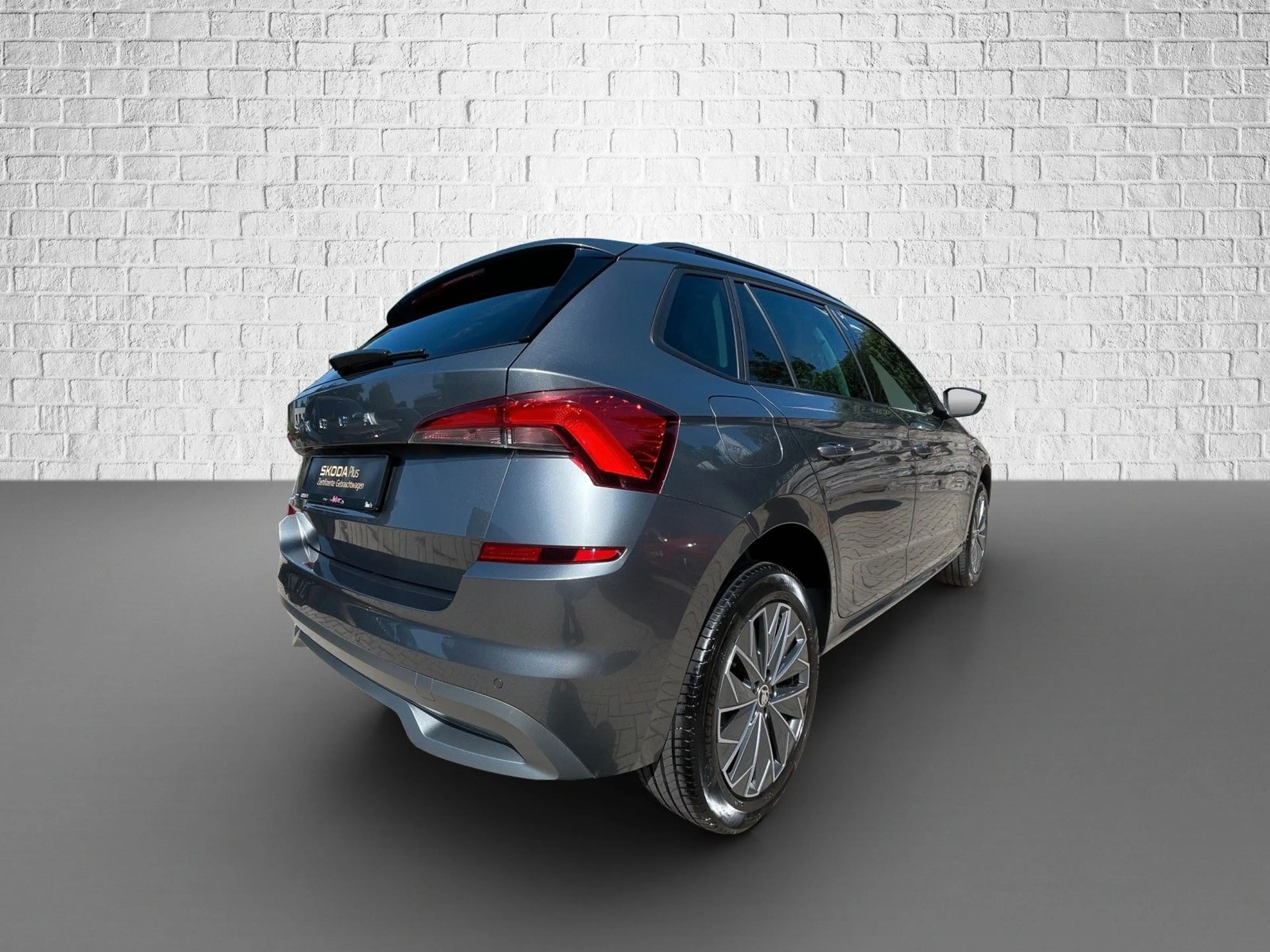 Skoda Kamiq 1.0 TSI Schalt - Tour LED Einparkhilfe SHZ — photo 5