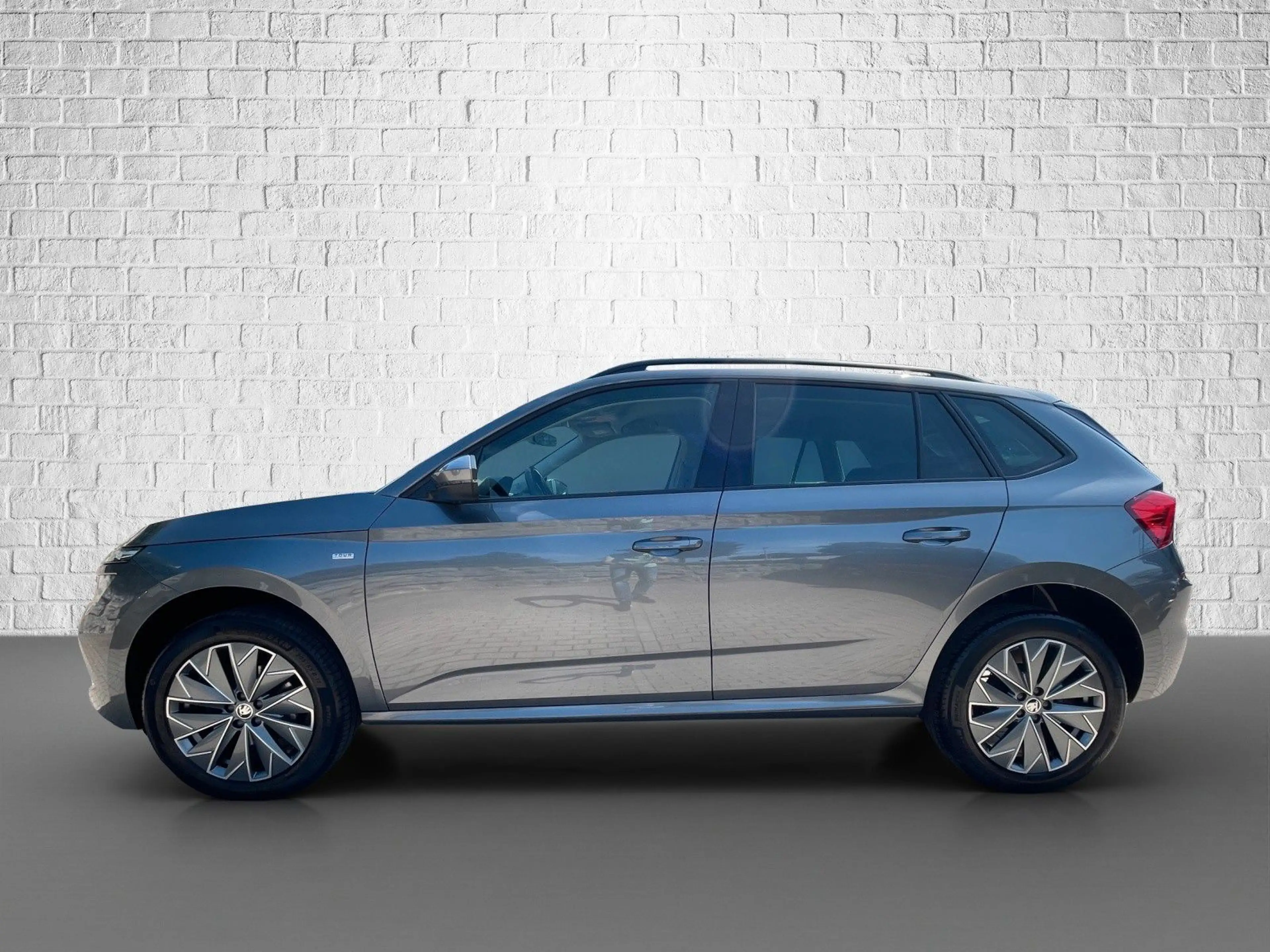 Skoda Kamiq 1.0 TSI Schalt - Tour LED Einparkhilfe SHZ — photo 2