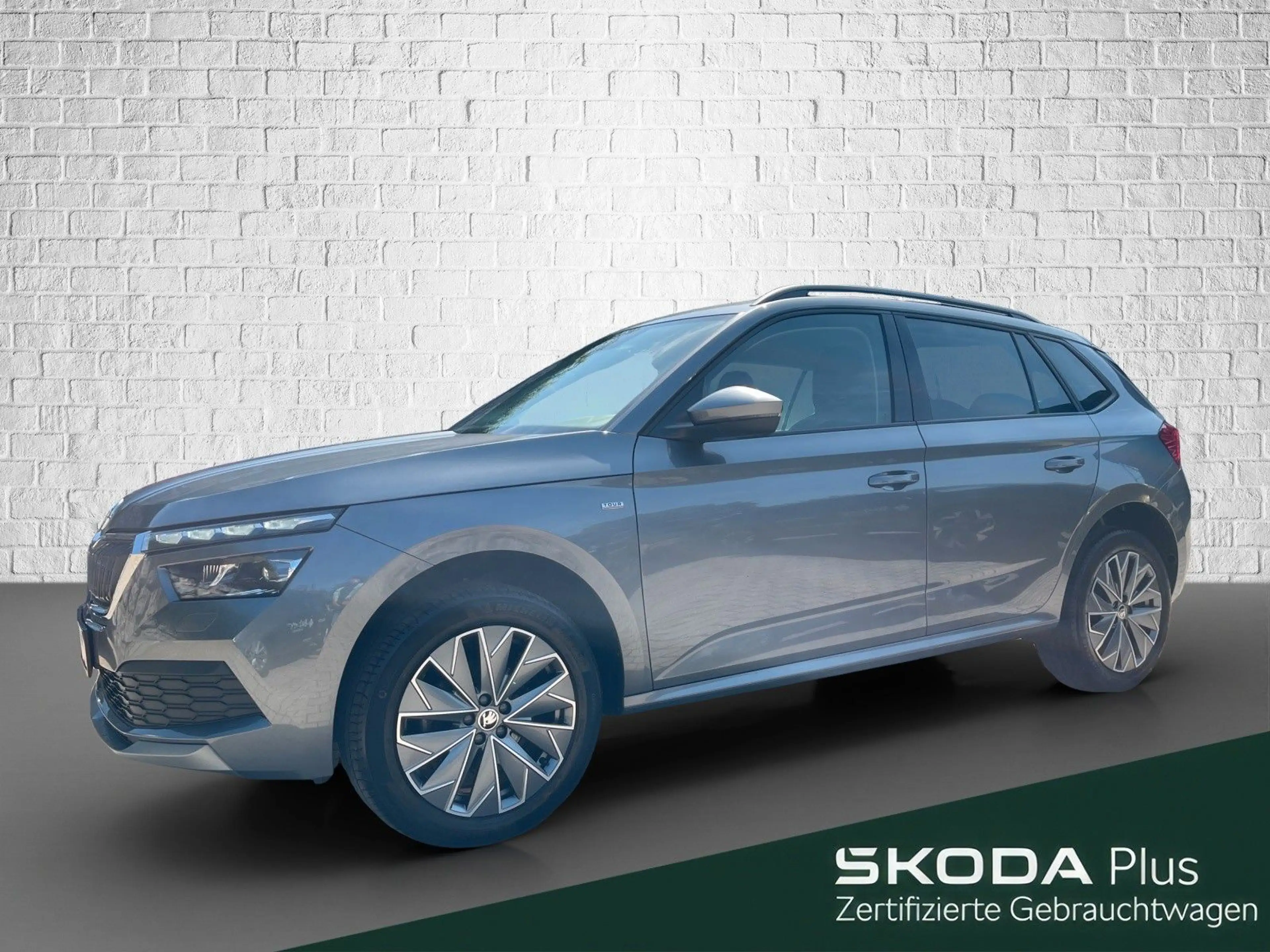 Skoda Kamiq 1.0 TSI Schalt - Tour LED Einparkhilfe SHZ